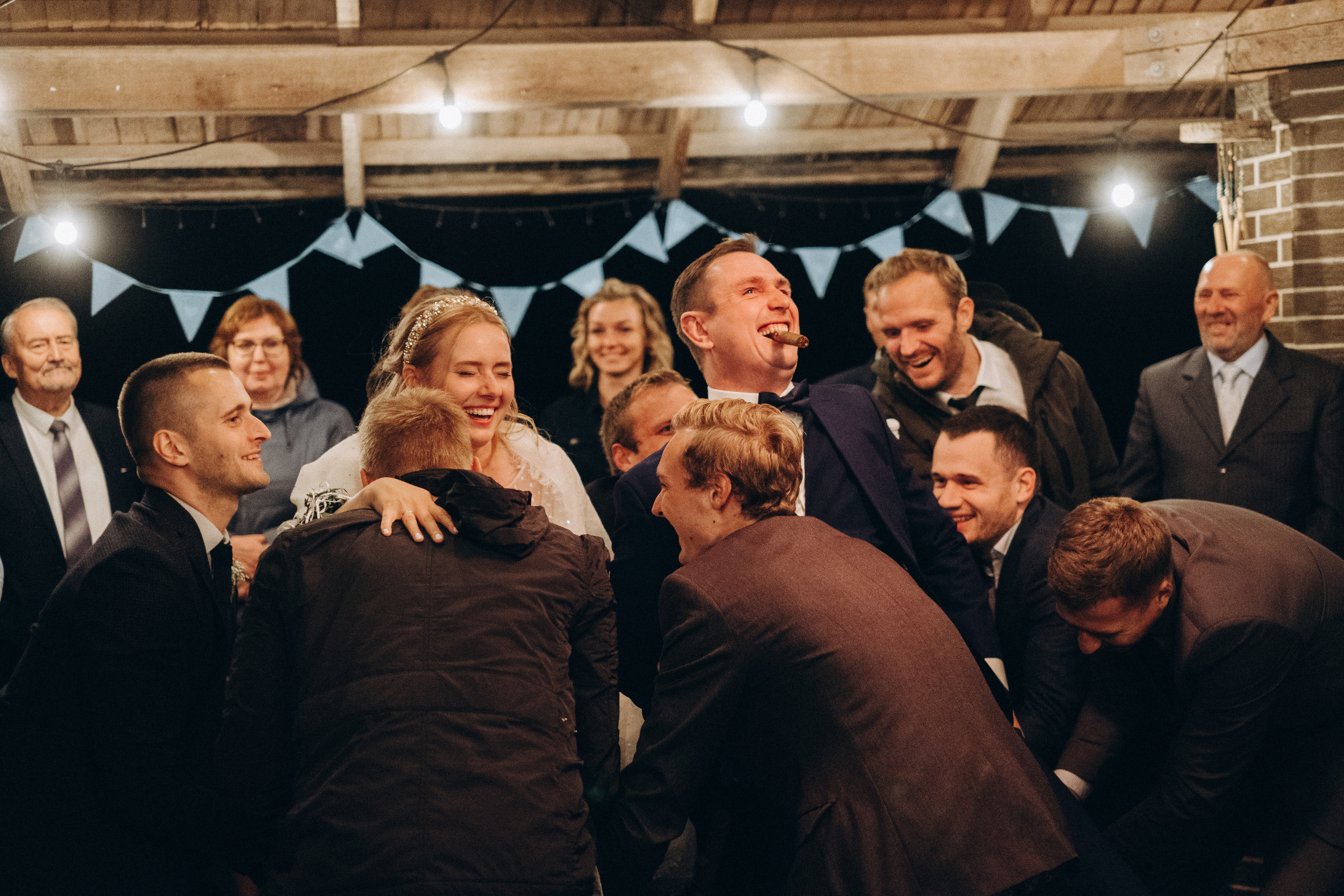 Kāzu foto stāsts Siguldā | Gita un Kaspars. Kāzu × Ģimenes notikumu fotografs Edgars Kalniņš