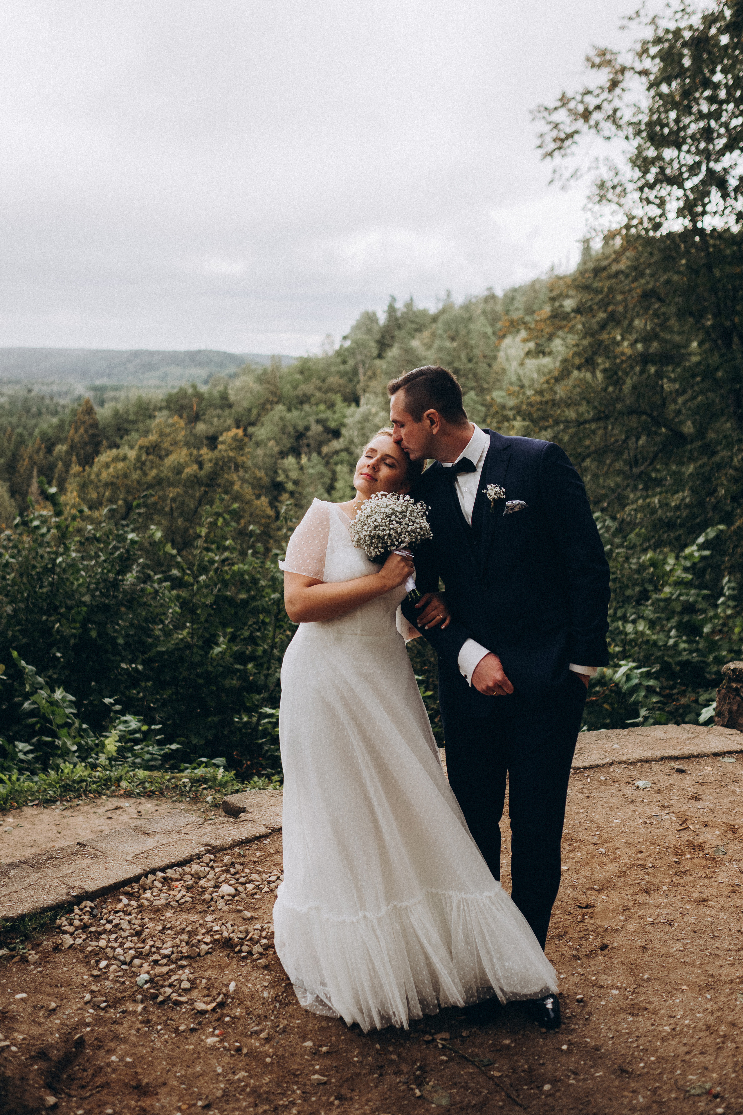 Kāzu foto stāsts Siguldā | Gita un Kaspars. Kāzu × Ģimenes notikumu fotografs Edgars Kalniņš