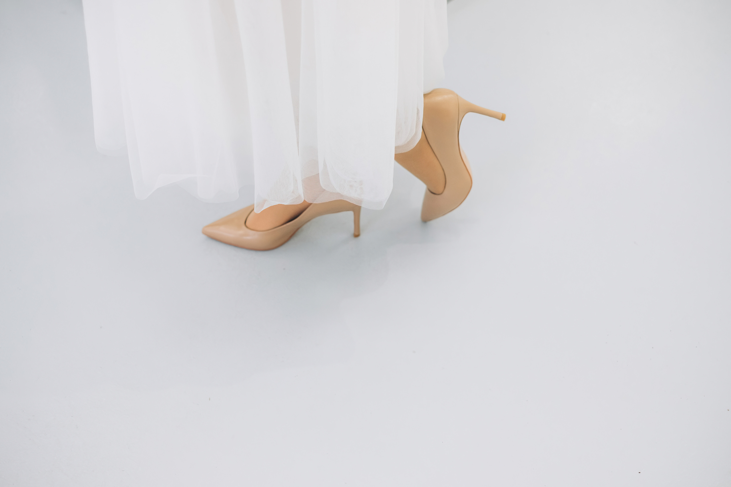 Kāzu fotosesija ziemā | Elīna un Mārtiņš. Kāzu × Ģimenes notikumu fotografs Edgars Kalniņš