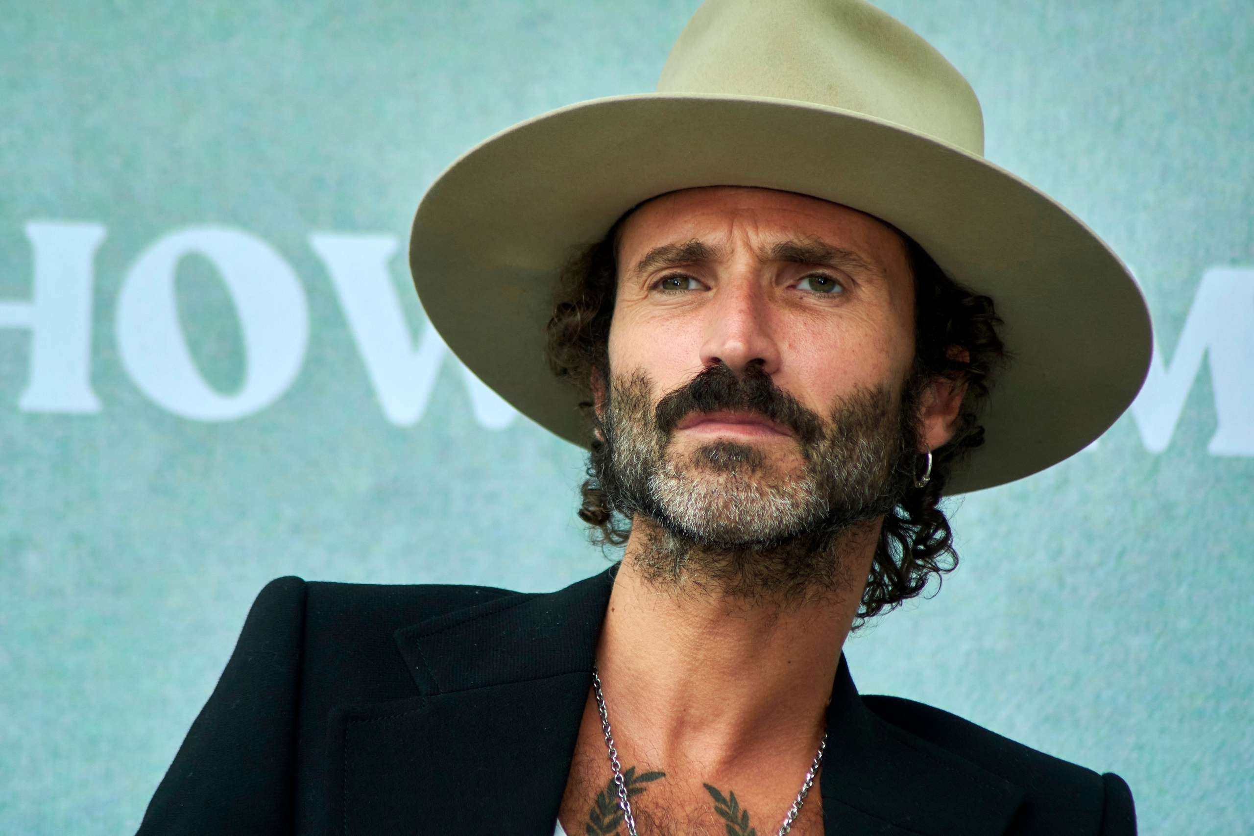 Leiva: Documentary ‘Hasta que me quede sin voz’ Premieres on Movistar Plus+ on December 23, 2025 | FOTKAI