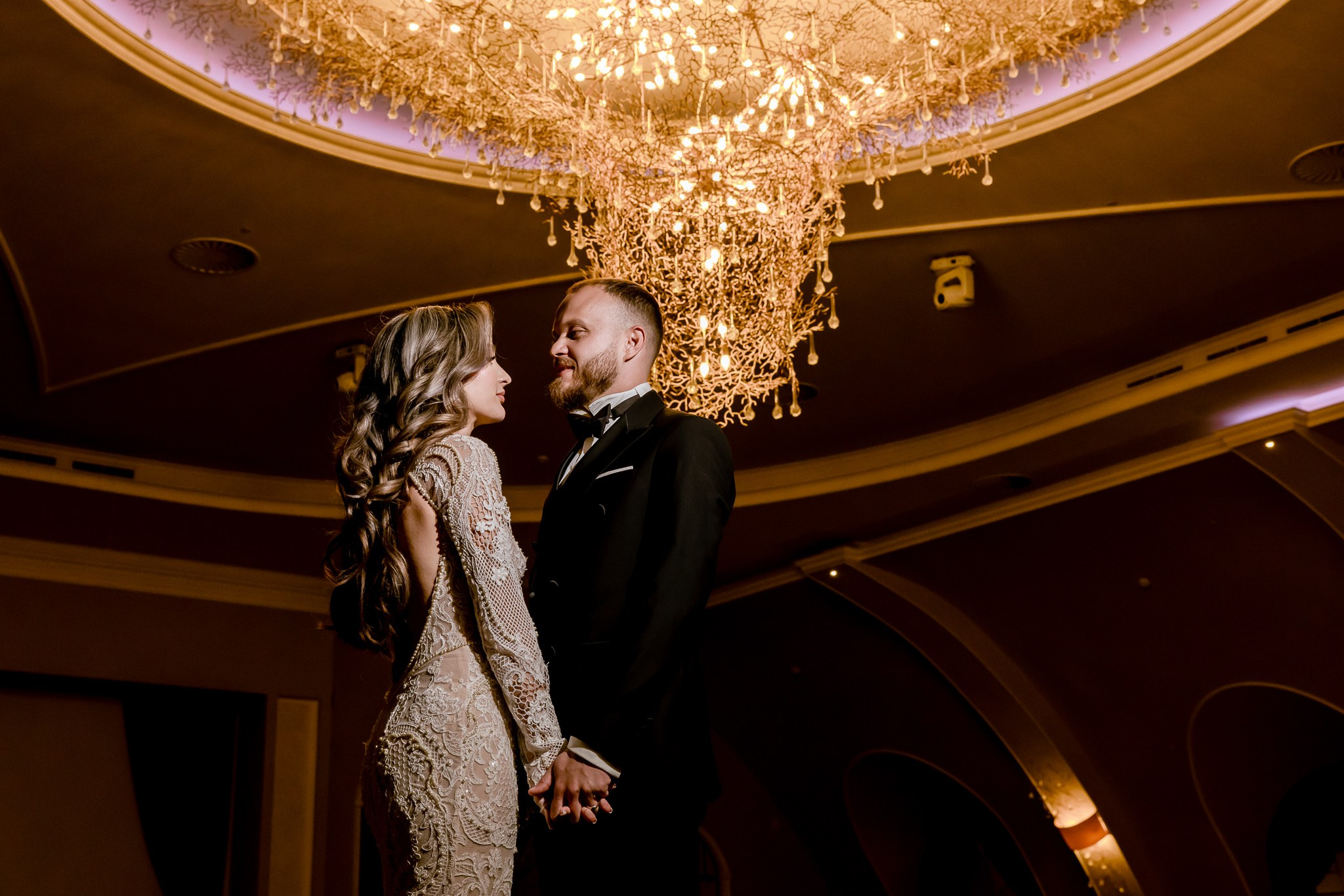 Nuntă & Save the date. Portré 📸 Photographer | Newborn photos • Maternity photos • Engagements • Weddings • Events • Portraits • Families • Birthdays • Parties