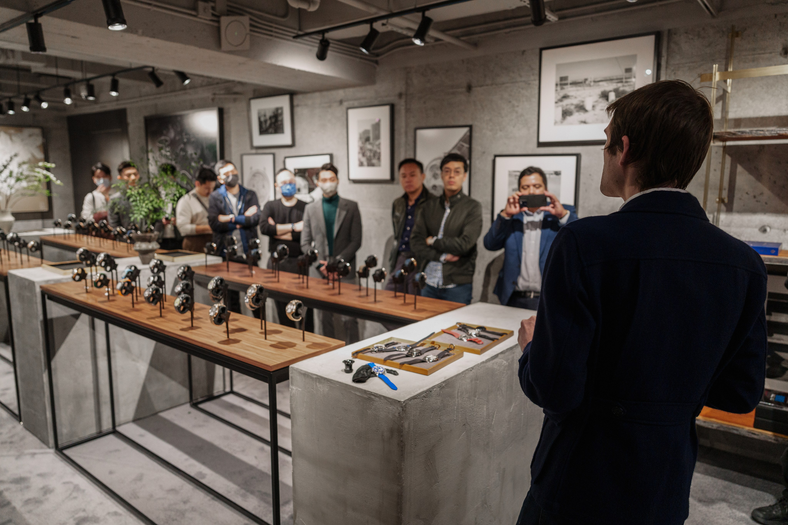 WATCHBOX. ФОТОГРАФ В ГОНКОНГЕ (СВАДЬБЫ, FASHION, СЕМЕЙНЫЕ, МЕРОПРИЯТИЯ, ФОТОПРОГУЛКИ)