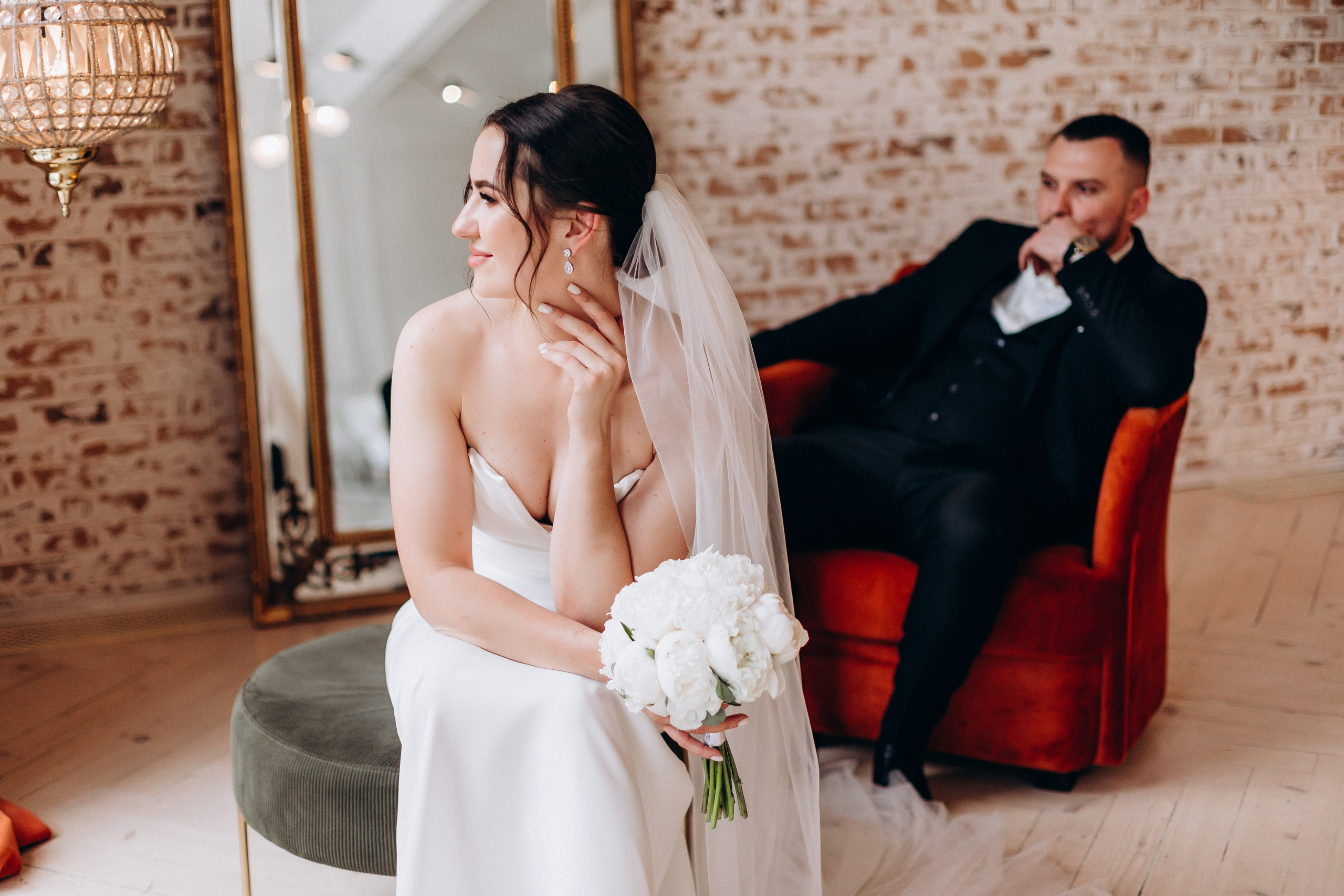 White Wedding. Wedding and Family Photograph