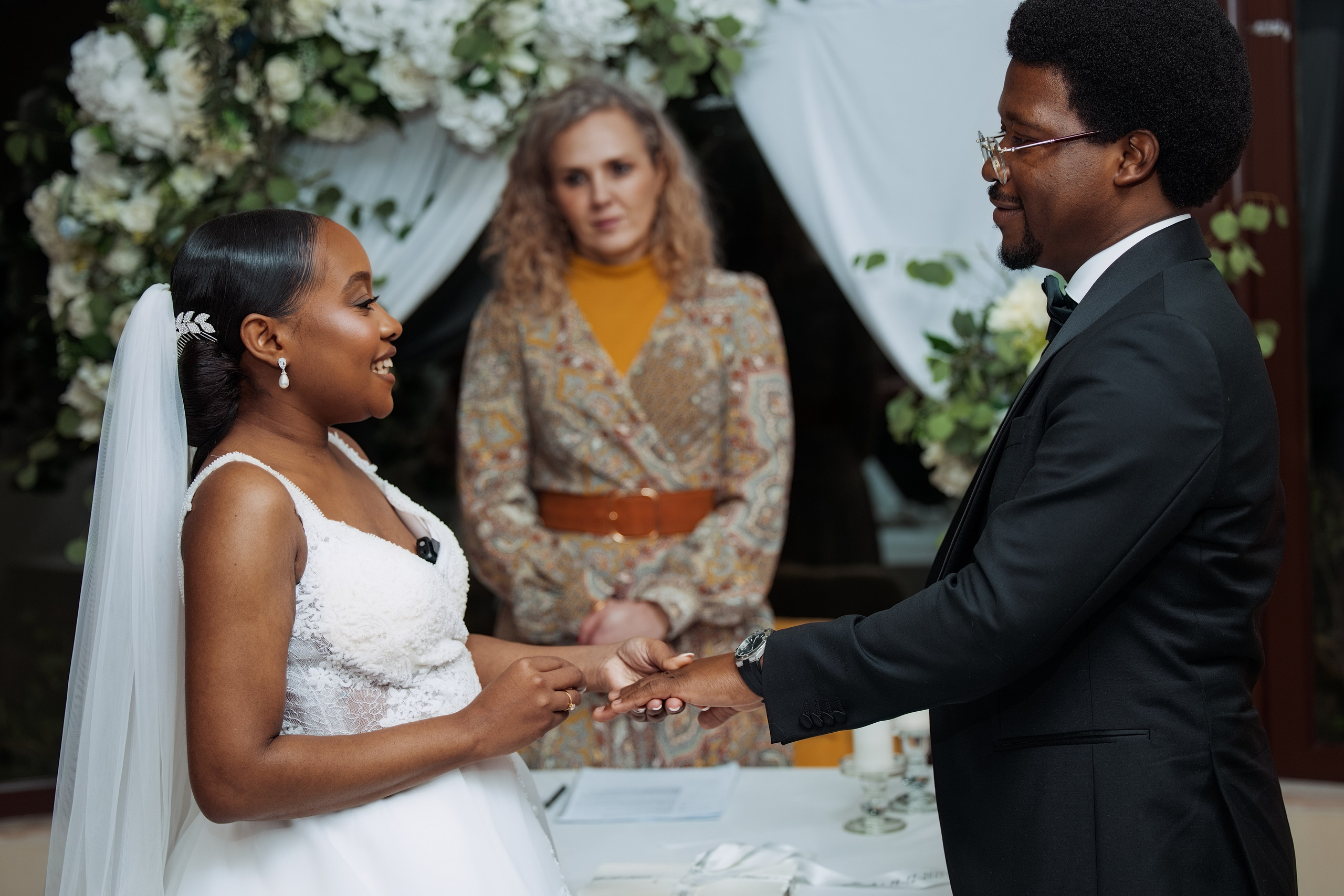 Nawik e Ethson. Fazemos o seu casamento ser lembrado por gerações