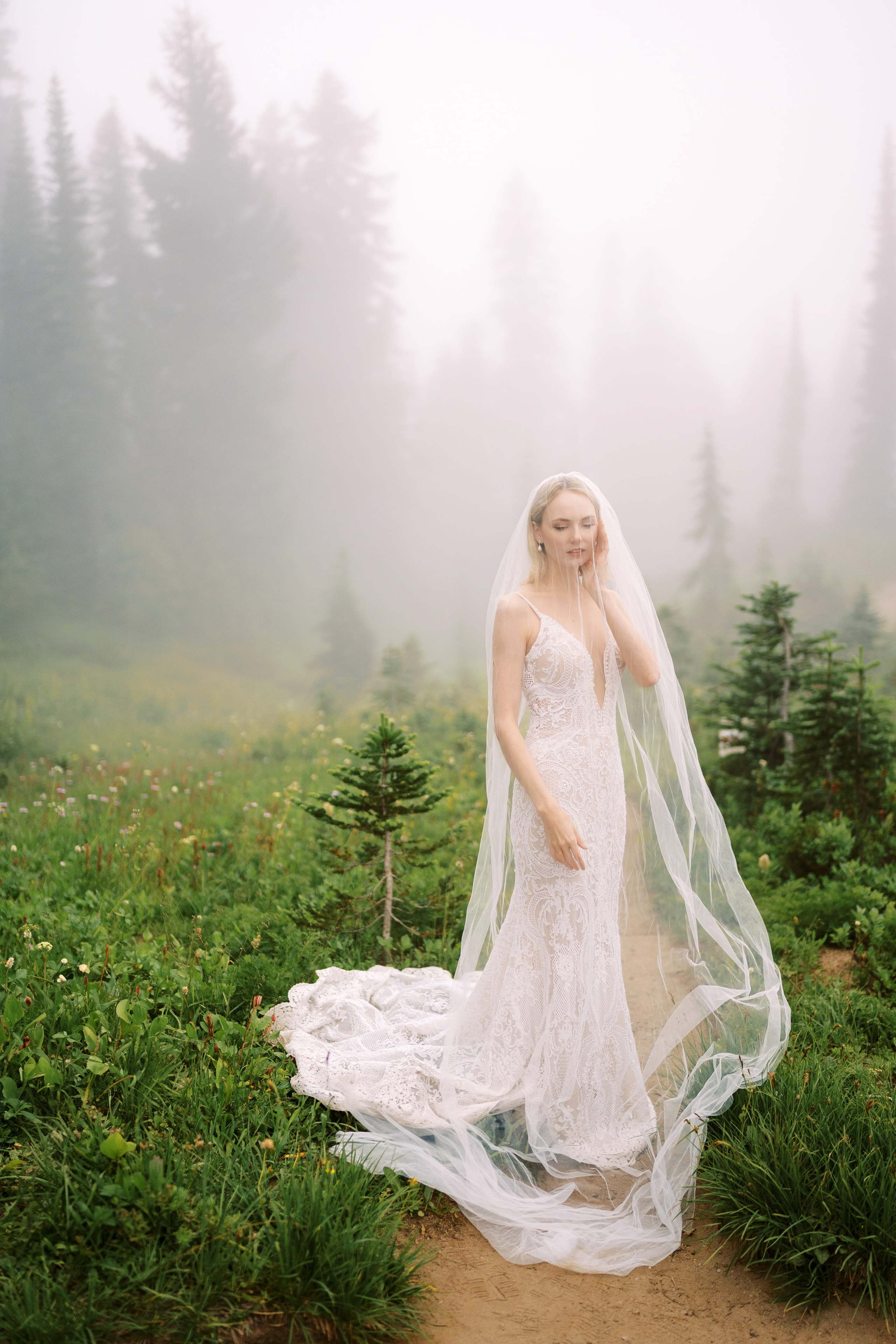 Rachel & Ryan Wedding photoshoot. August 2024. Little Tipsoo Lake, WA Day 2. EVAN ARISTOV WEDDING PHOTOGRAPHY — Seattle Wedding Photographer
