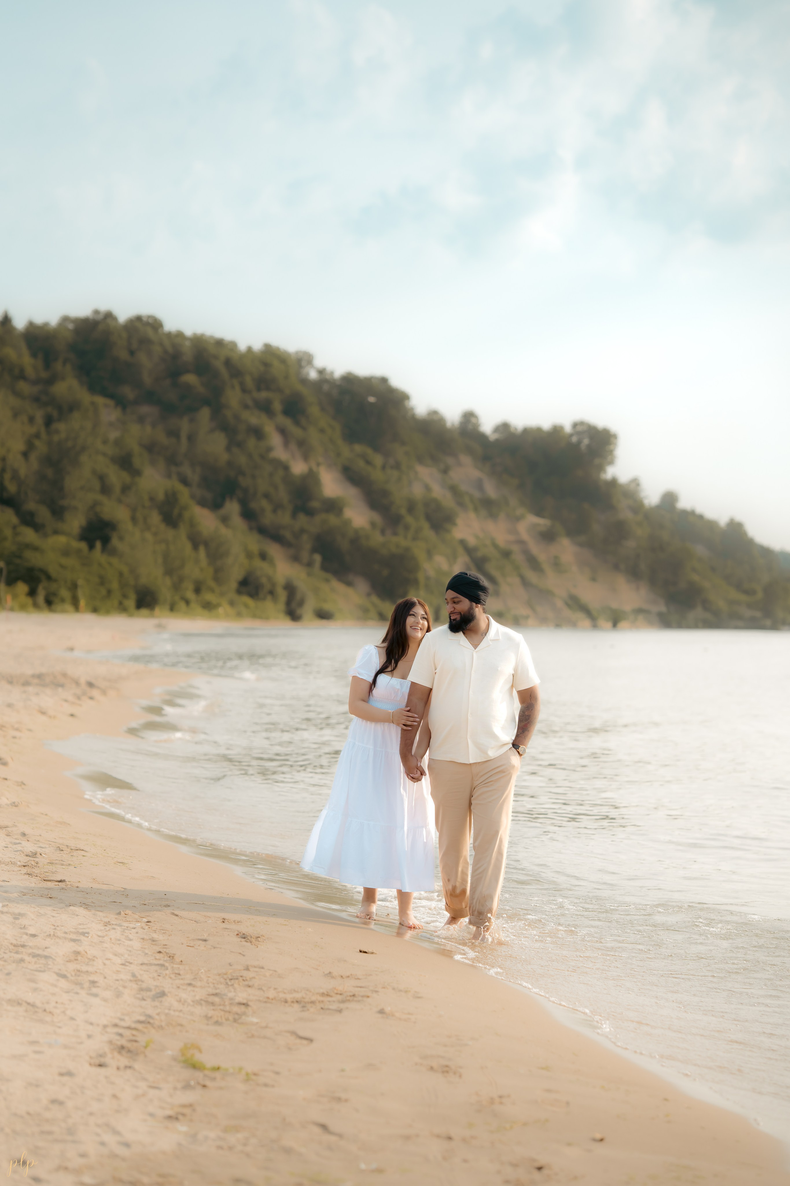 Savreen and Mandeep. Wedding Photographers and Filmmakers