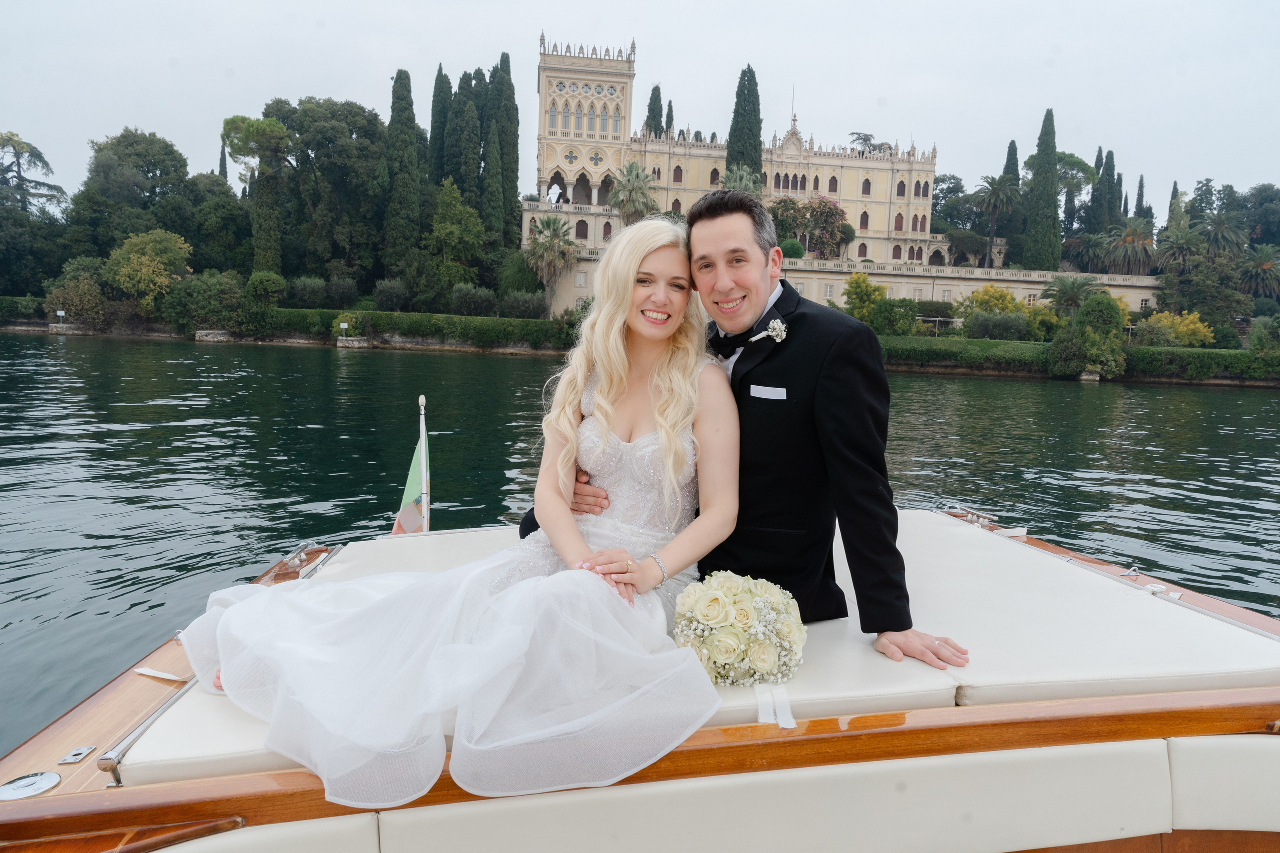 LINDSEY AND ROBERT _LAKE GARDA. PHOTOGRAPHER IN ITALY
