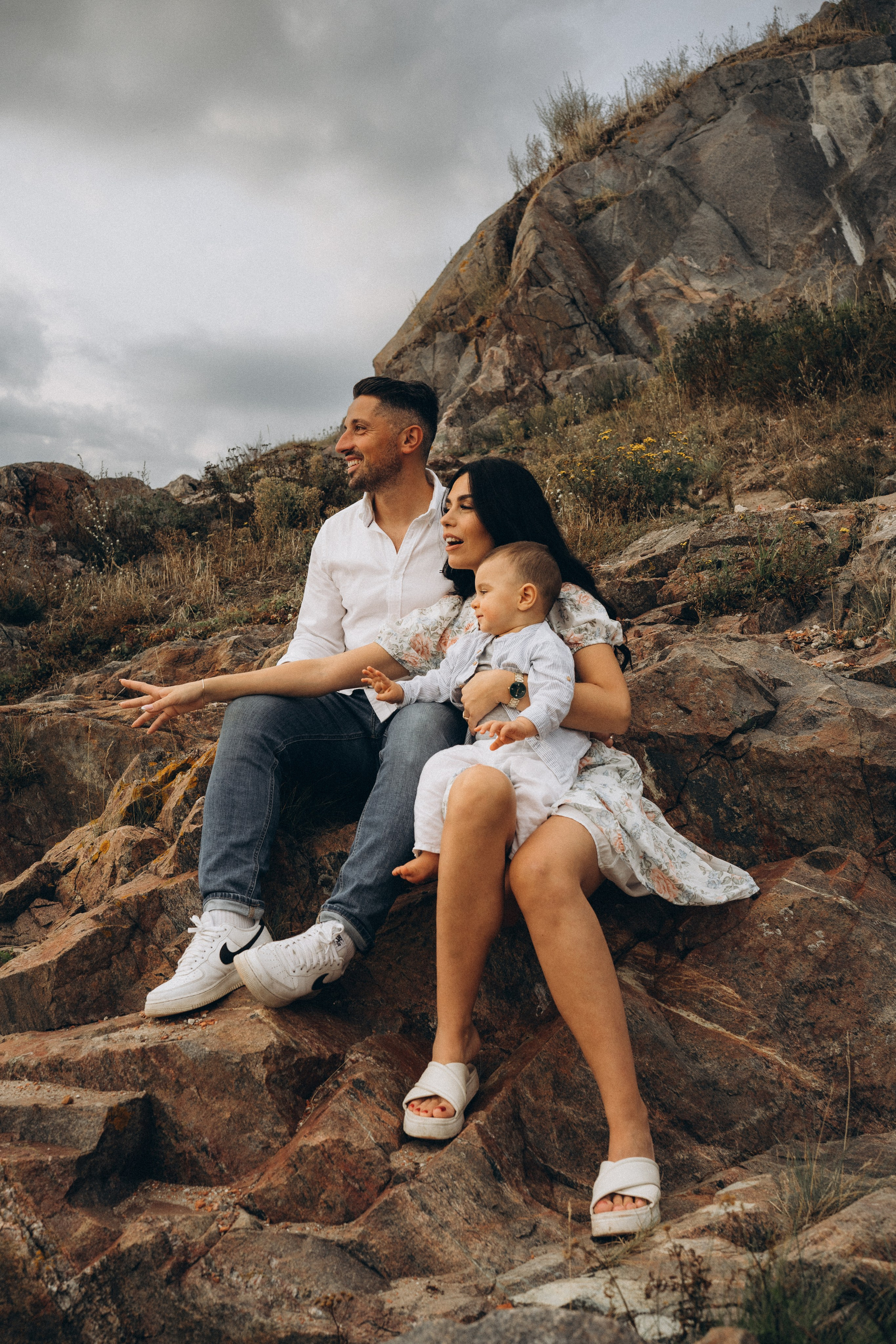 Summer. Wedding and potrait photographer in Helsinki Vickan O