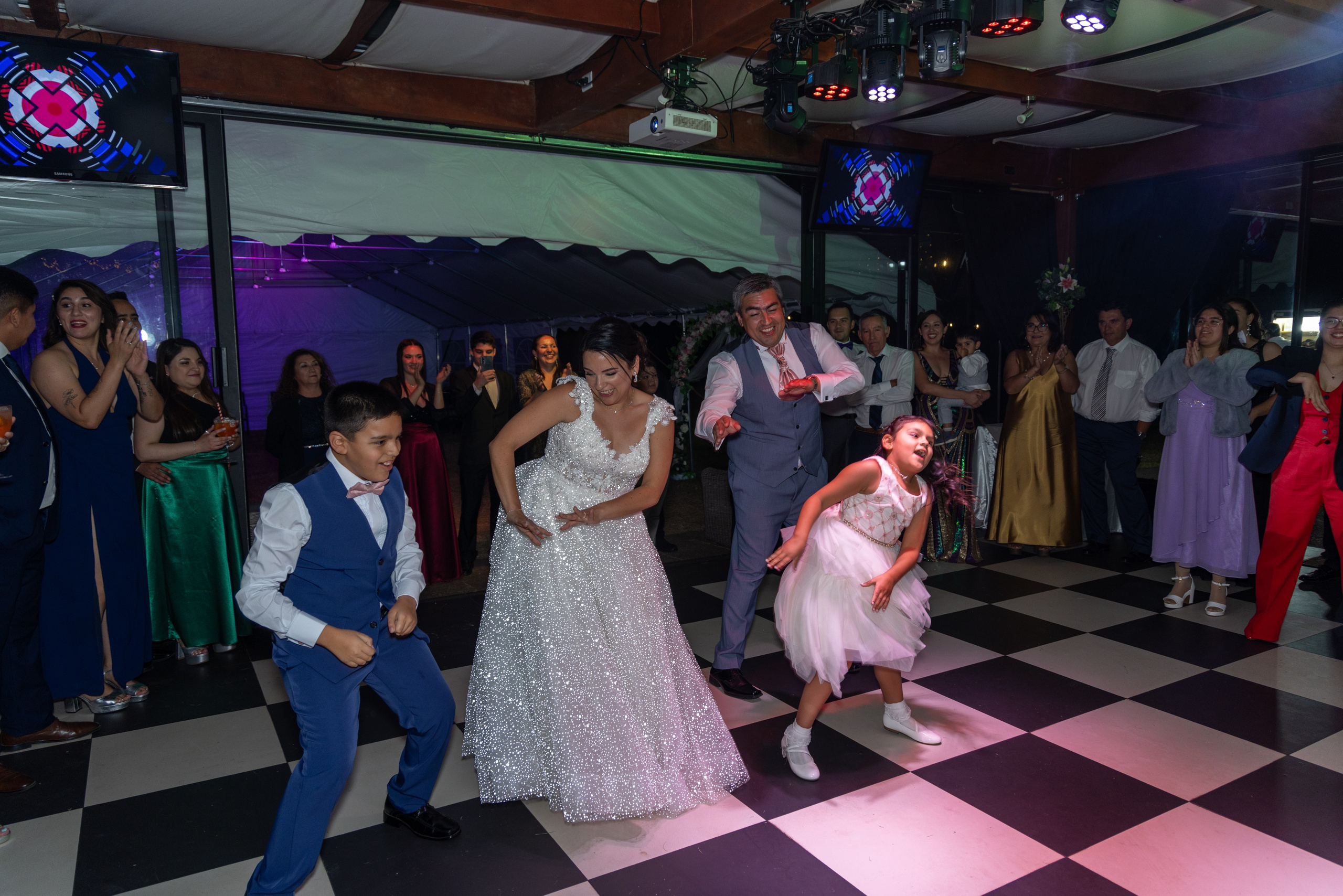 Katherin y Daniel. Dinka & Emilio - El arte de preservar lo que no se repite