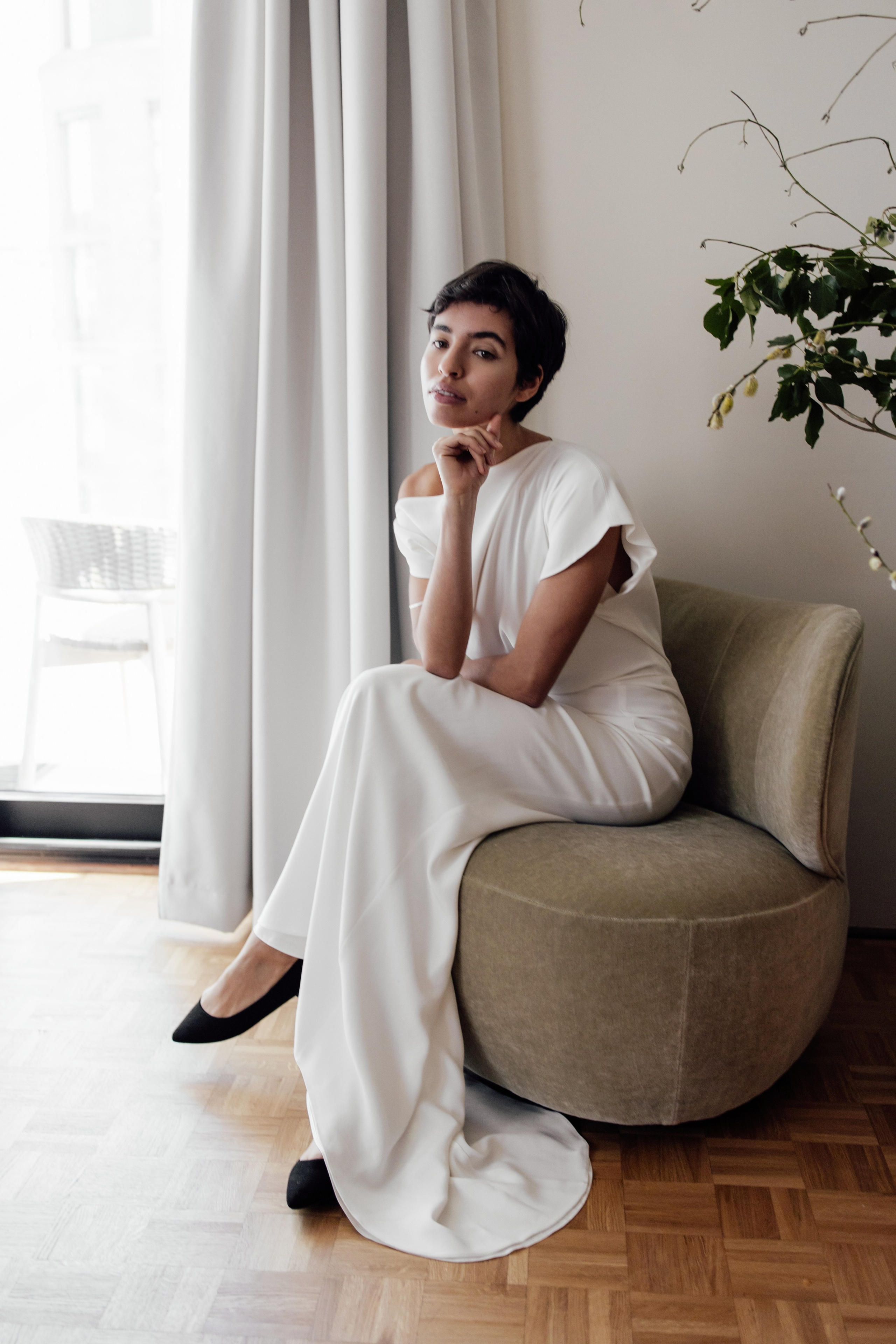 Rolling in Roses. Timeless Wedding & Events Photography. Based in London, working across Europe