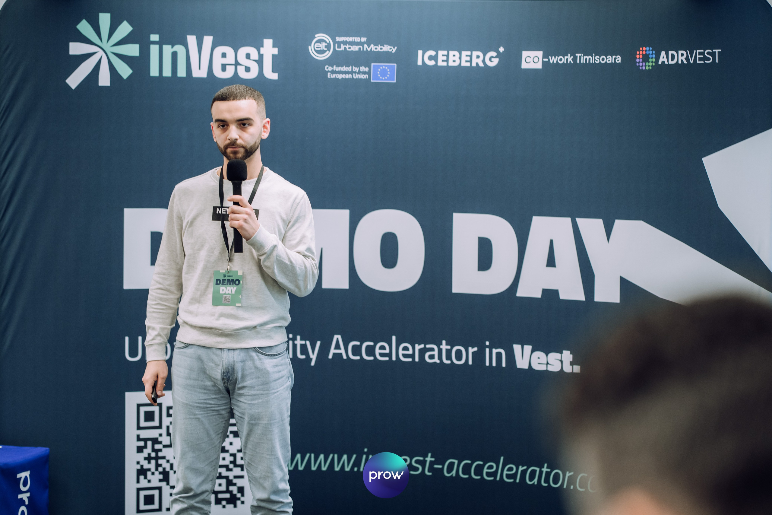 InVest DemoDay @ Cowork. Cozac Cristian Photographer