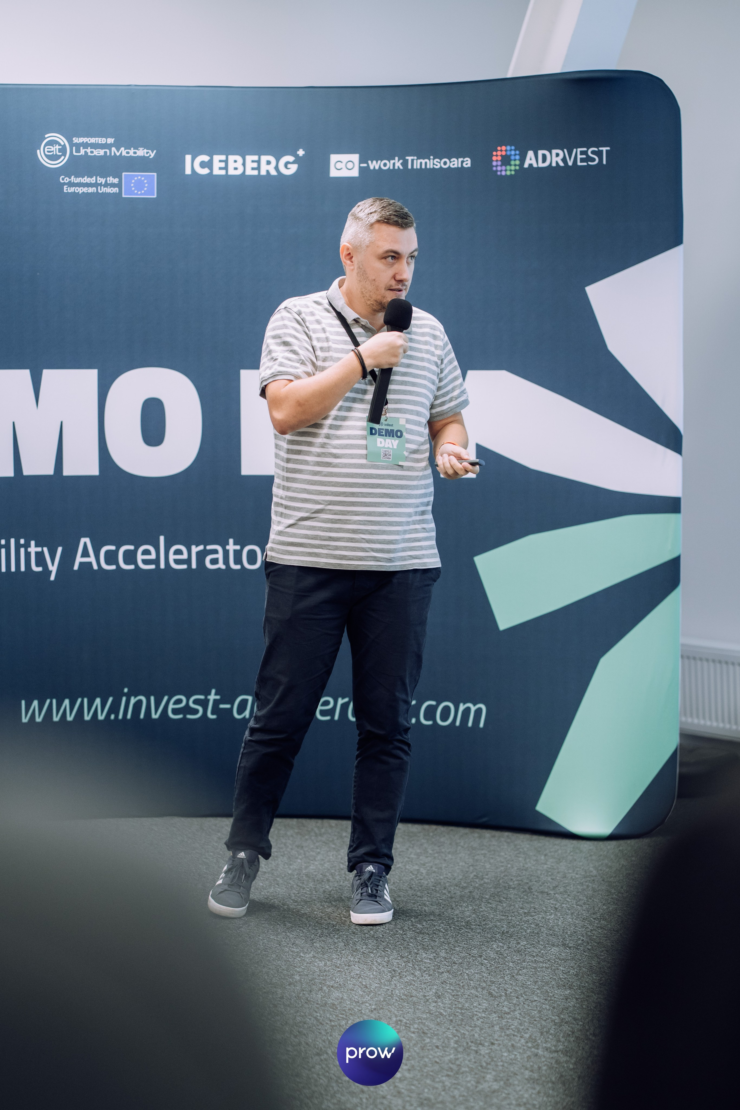InVest DemoDay @ Cowork. Cozac Cristian Photographer