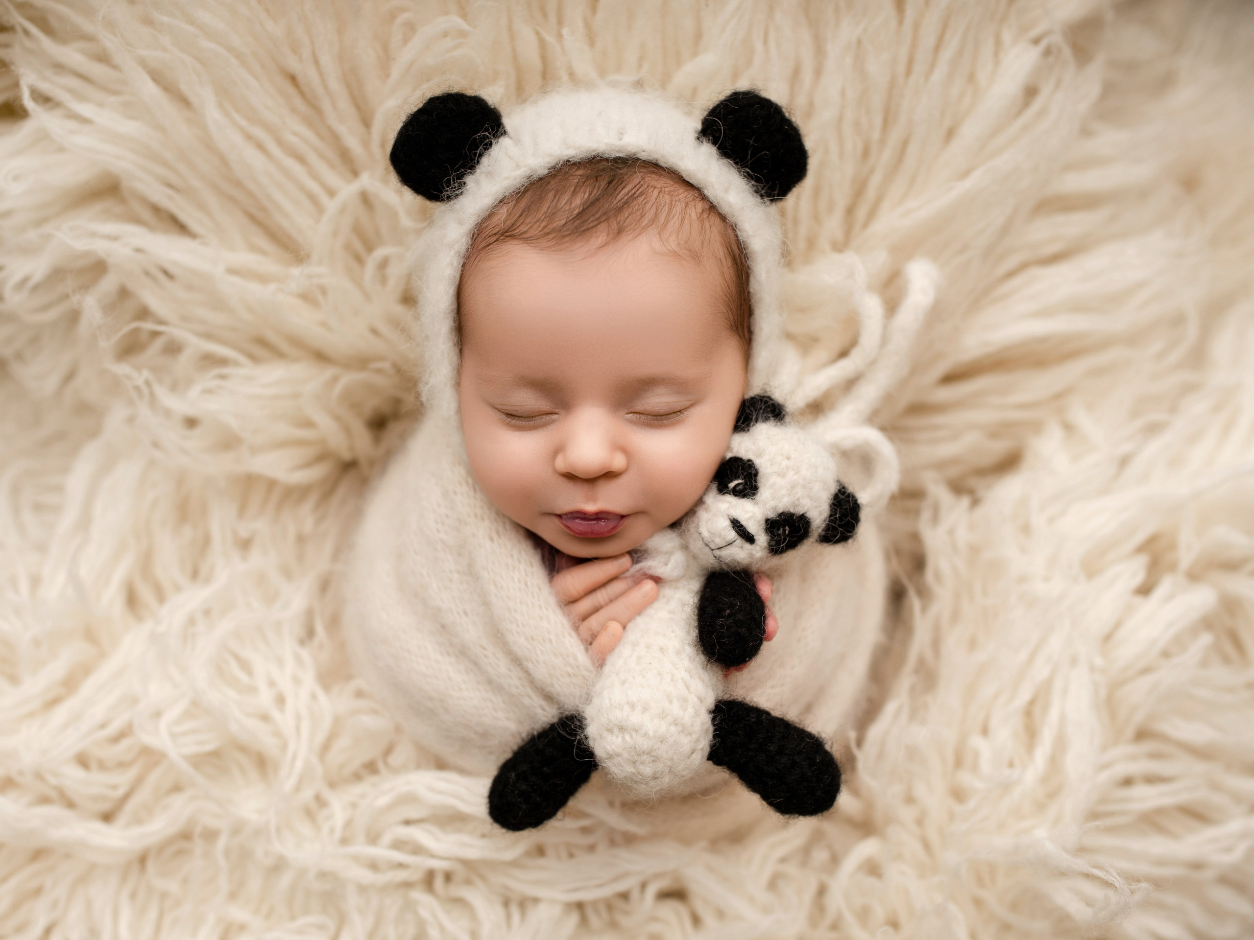 Esu Aleksandra naujagimių ir kudikių fotografė iš Vilniaus