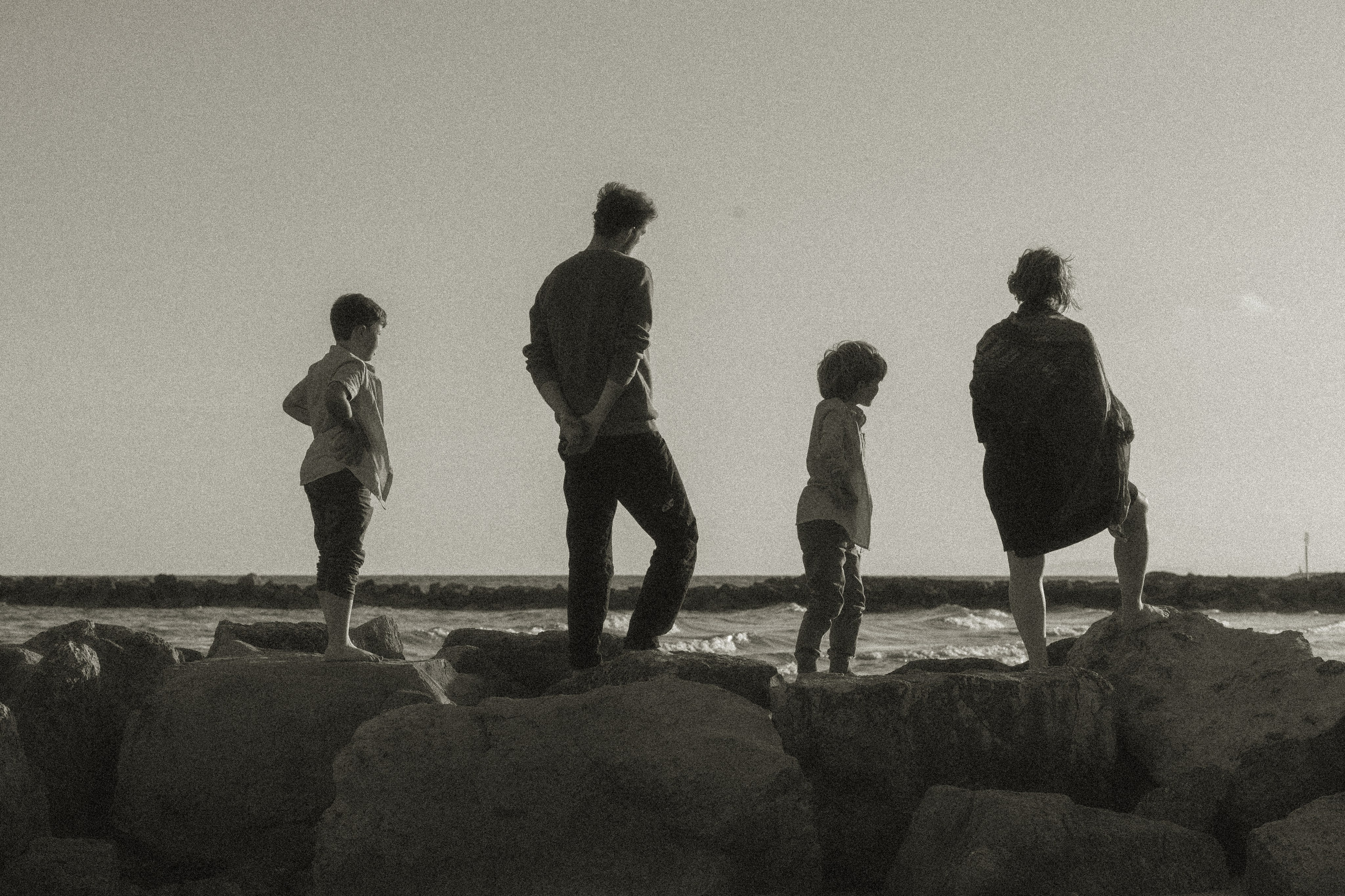 Memories. Histoires d’amour, séances photos de famille et de mariage en France