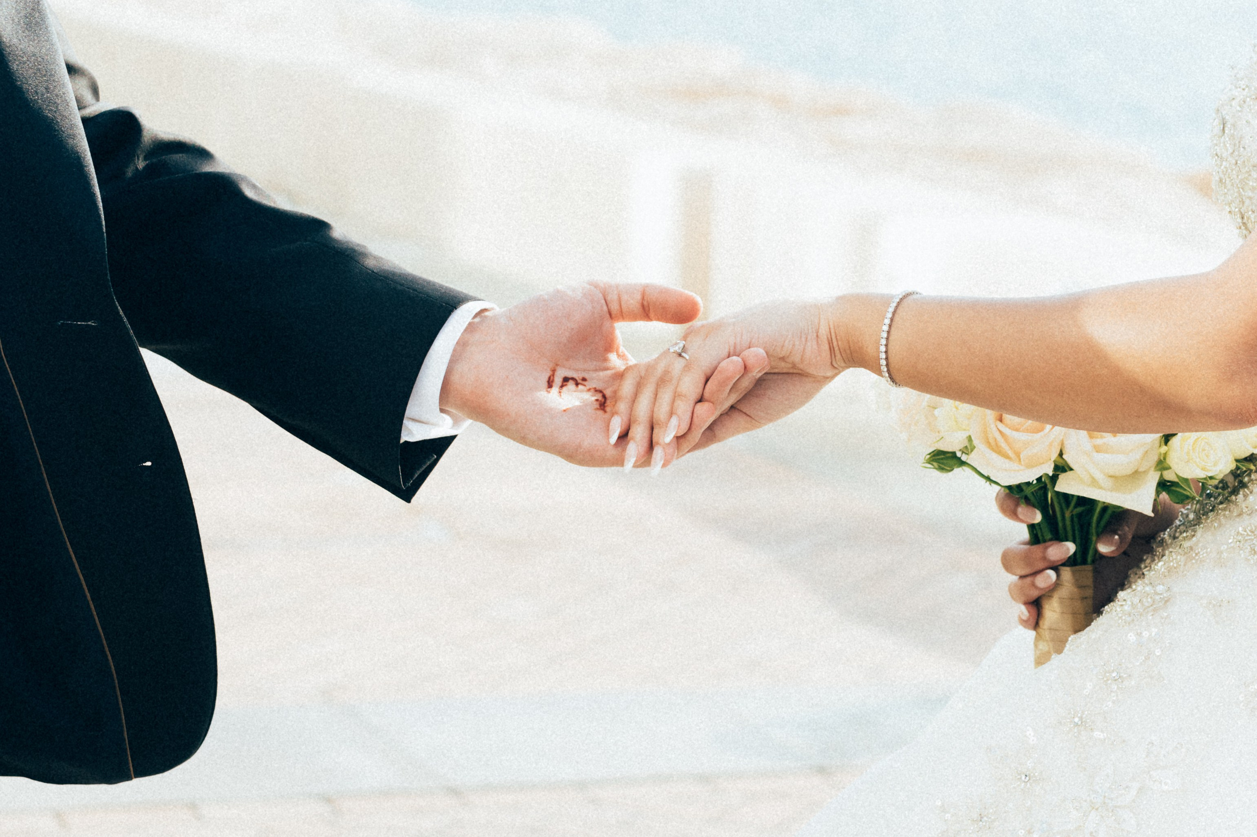 22/12/2023 Burj Al Arab wedding. Photographer Anna Curly | Weddings and Events in Dubai