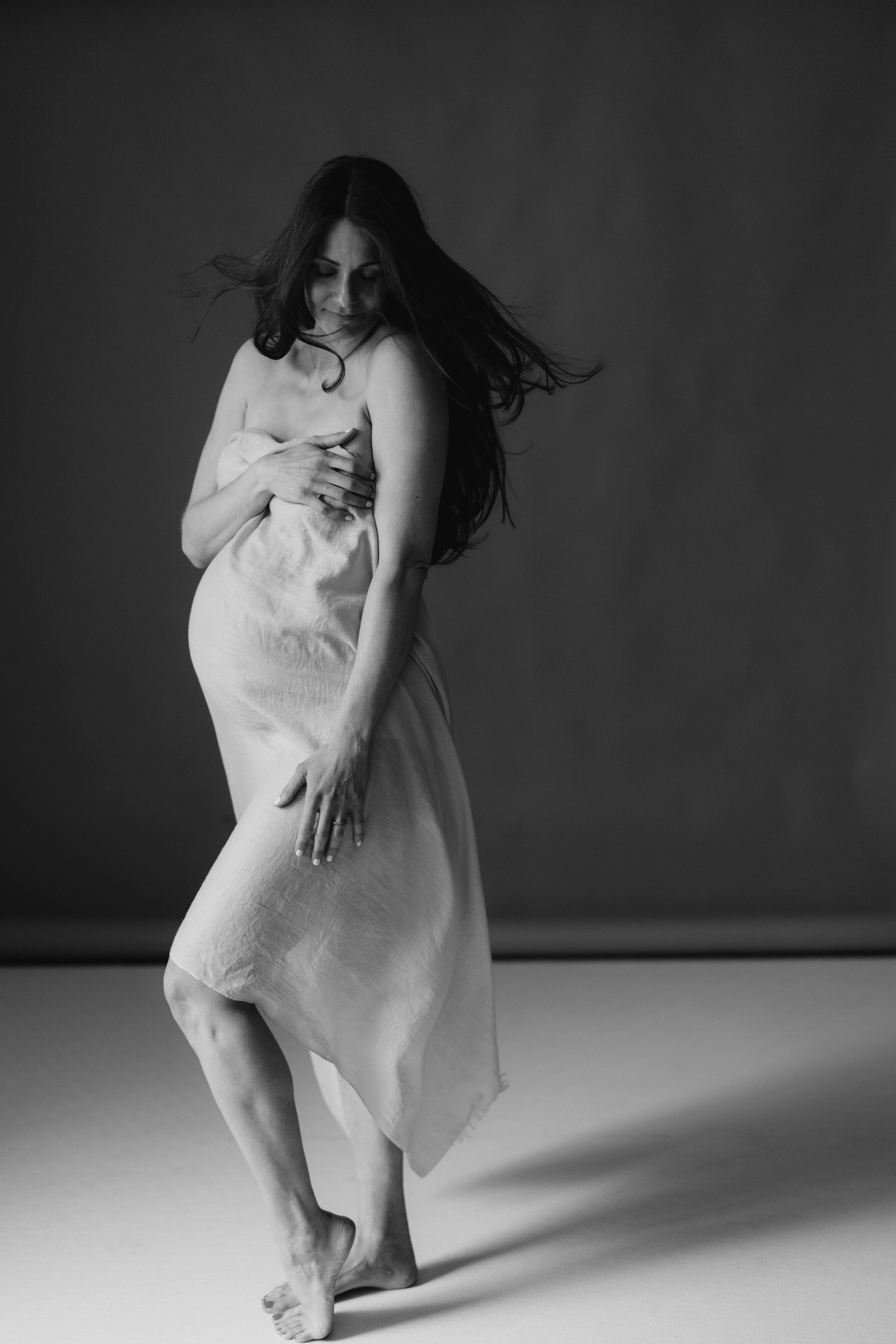 Bridget. Modern maternity photographer in Long Island New York