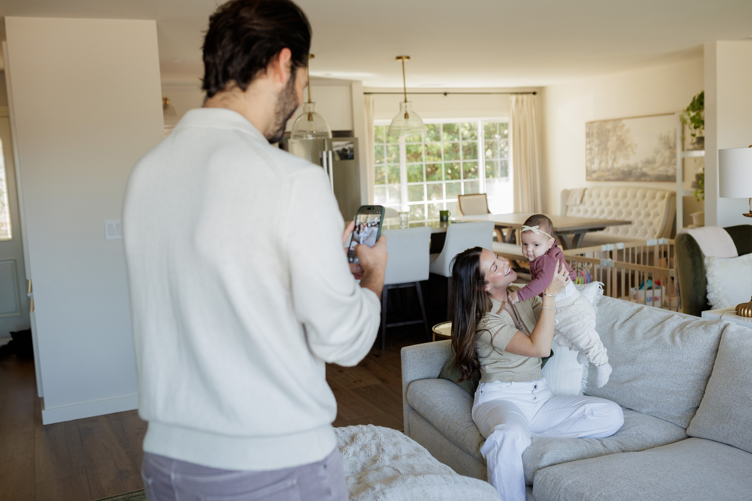 Family Home Photo Session. Maternity, newborn photographer in the Bay Area|Iryna Rakivnenko