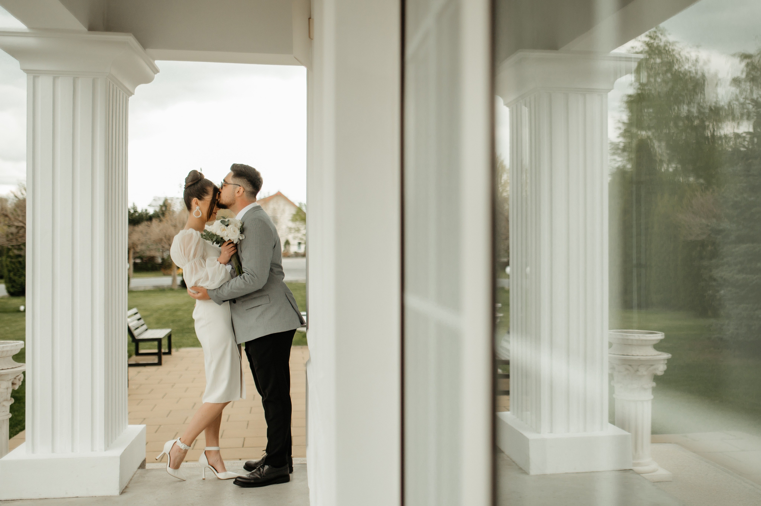 Cununie civila facuta in alta zi. Proud Vision Weddings | Wedding Photography & Film — Servicii profesionale Foto Video Nunta Iasi