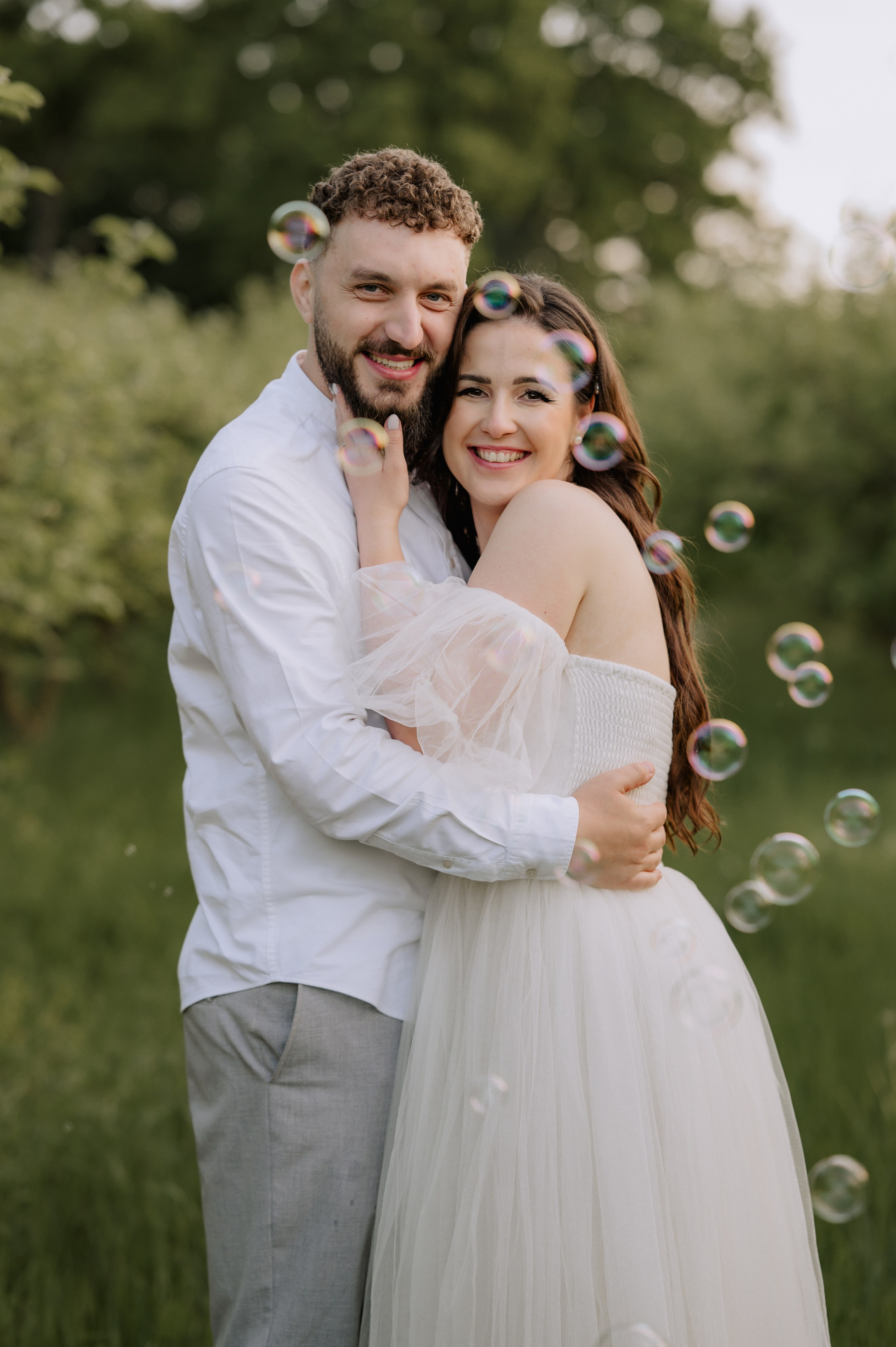 Magda + Andrei | Lovers in the garden. Proud Vision Weddings | Wedding Photography & Film — Servicii profesionale Foto Video Nunta Iasi