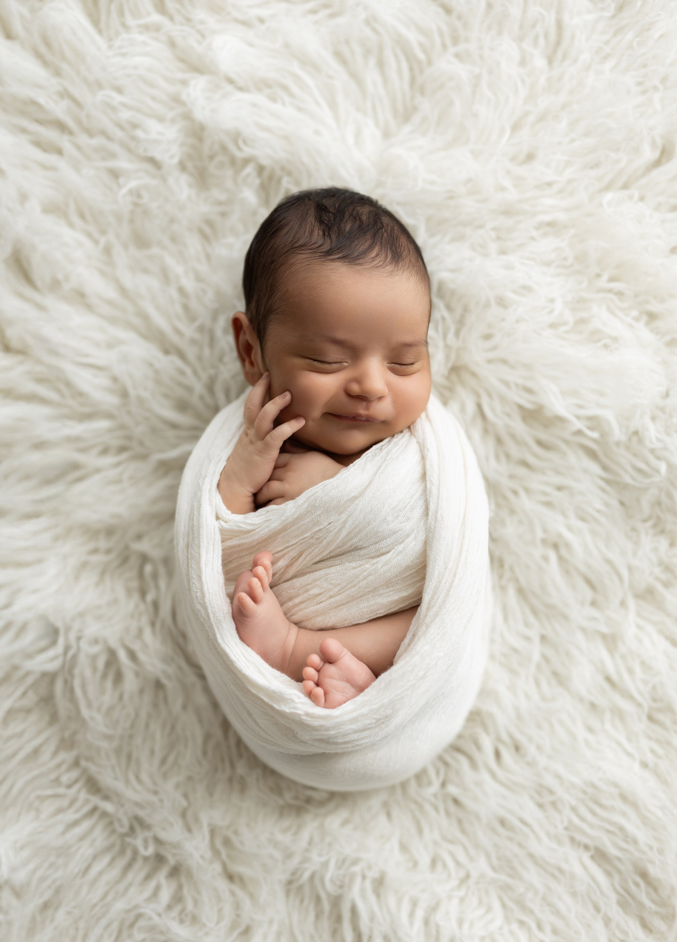 Newborn Natural. Newborn, kids, family photographer based near Zurich, Switzerland