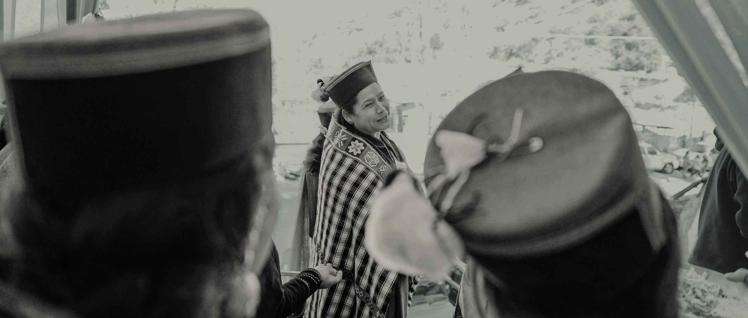 Arti & Akshay. Wedding and Family photographer in india