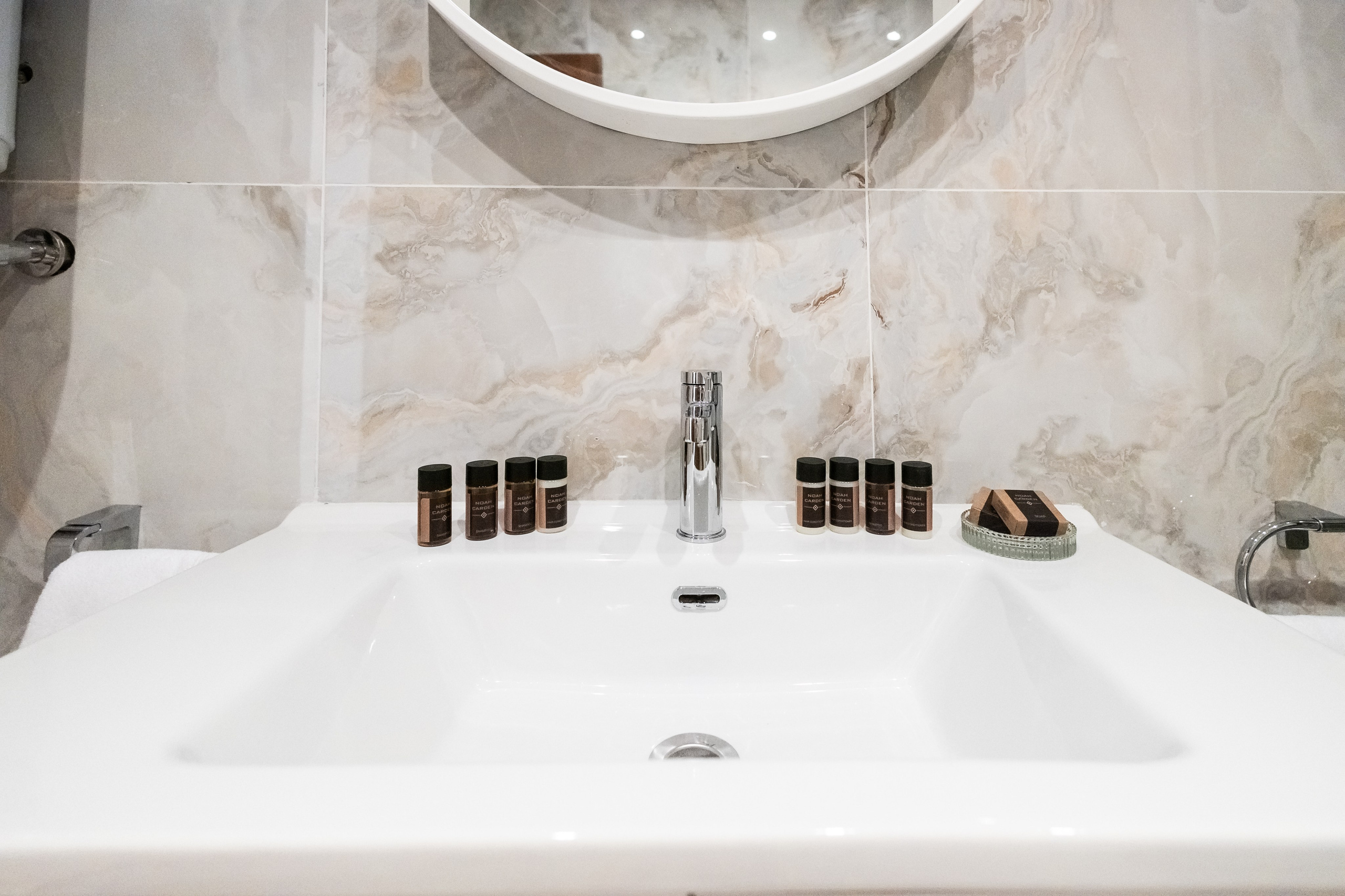 Хотел. Фотограф Ирина Йотова