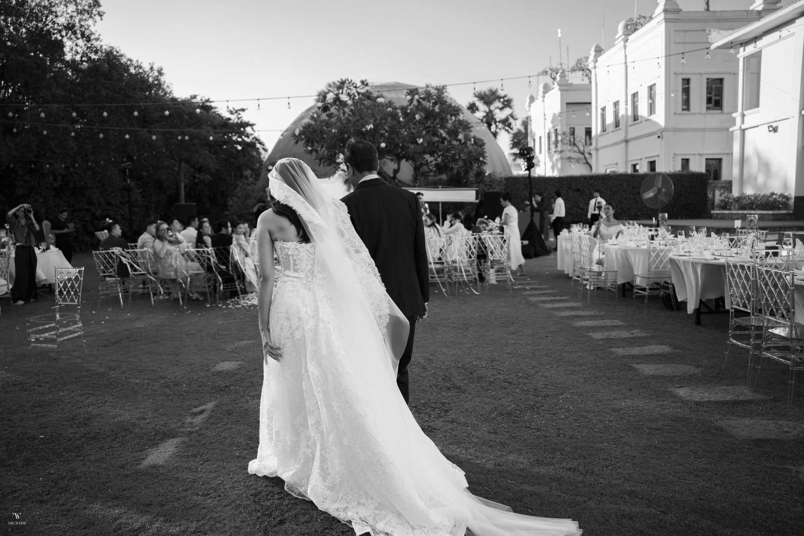 ALEX & NICOLE. WEDDING PHOTOGRAPHER IN VIETNAM