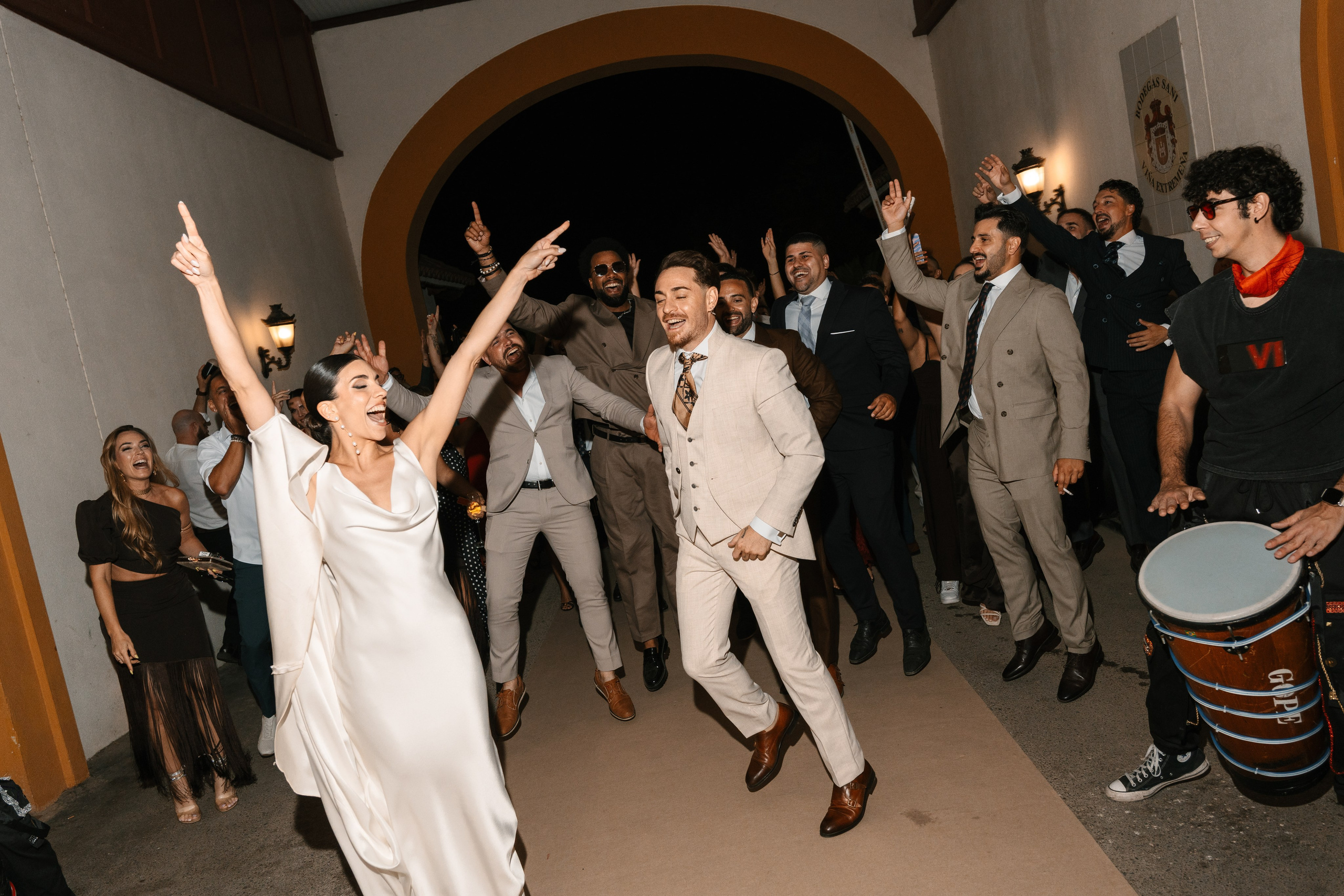 Luis & Sara · Boda en Bodegas Sani Viña Extremeña, Almendralejo | Alianza Weddings