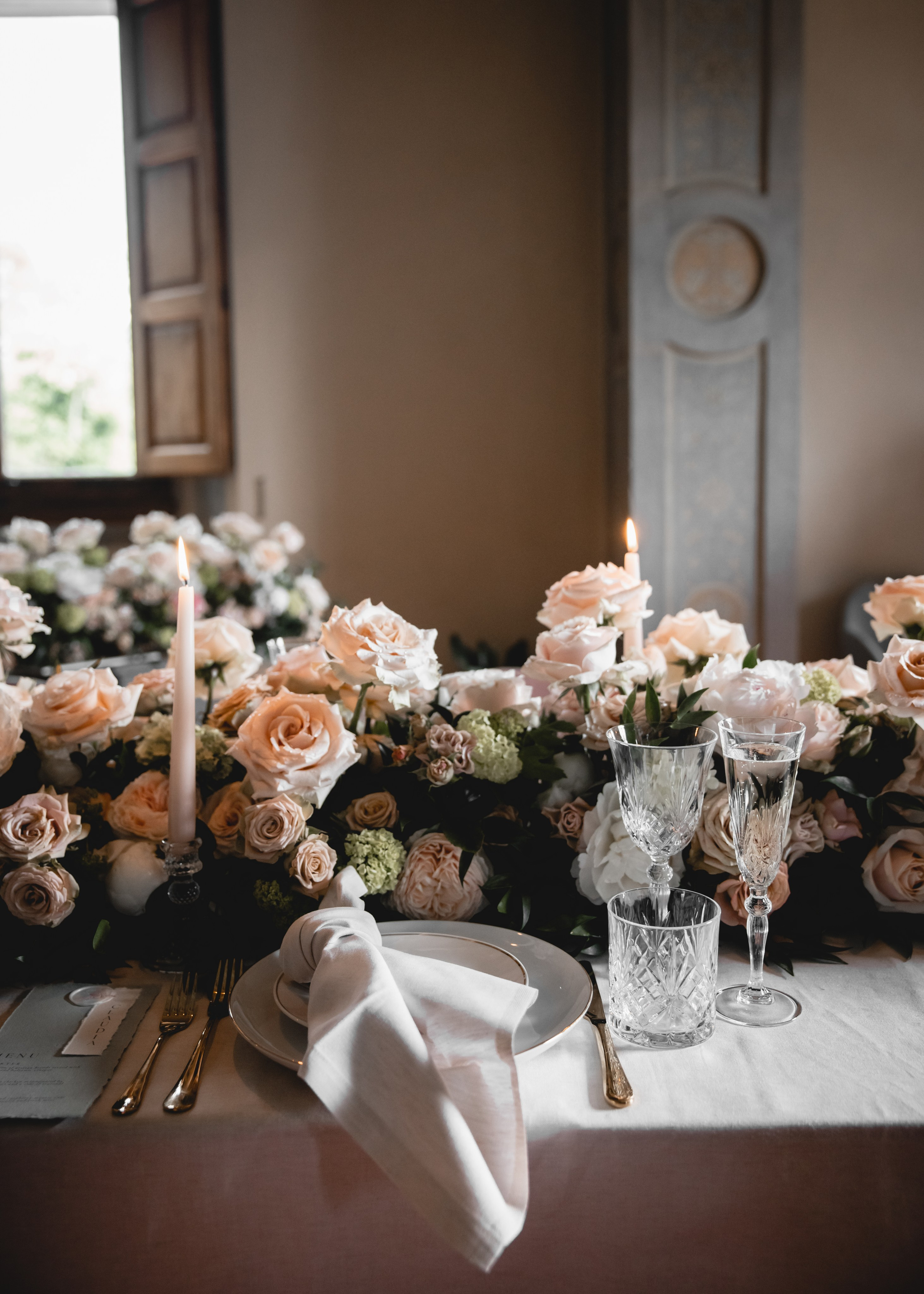 Tuscany Wedding Villa La Commenda Concordia. Professional wedding photographer in Copenhagen, Denmark — Julia Byron