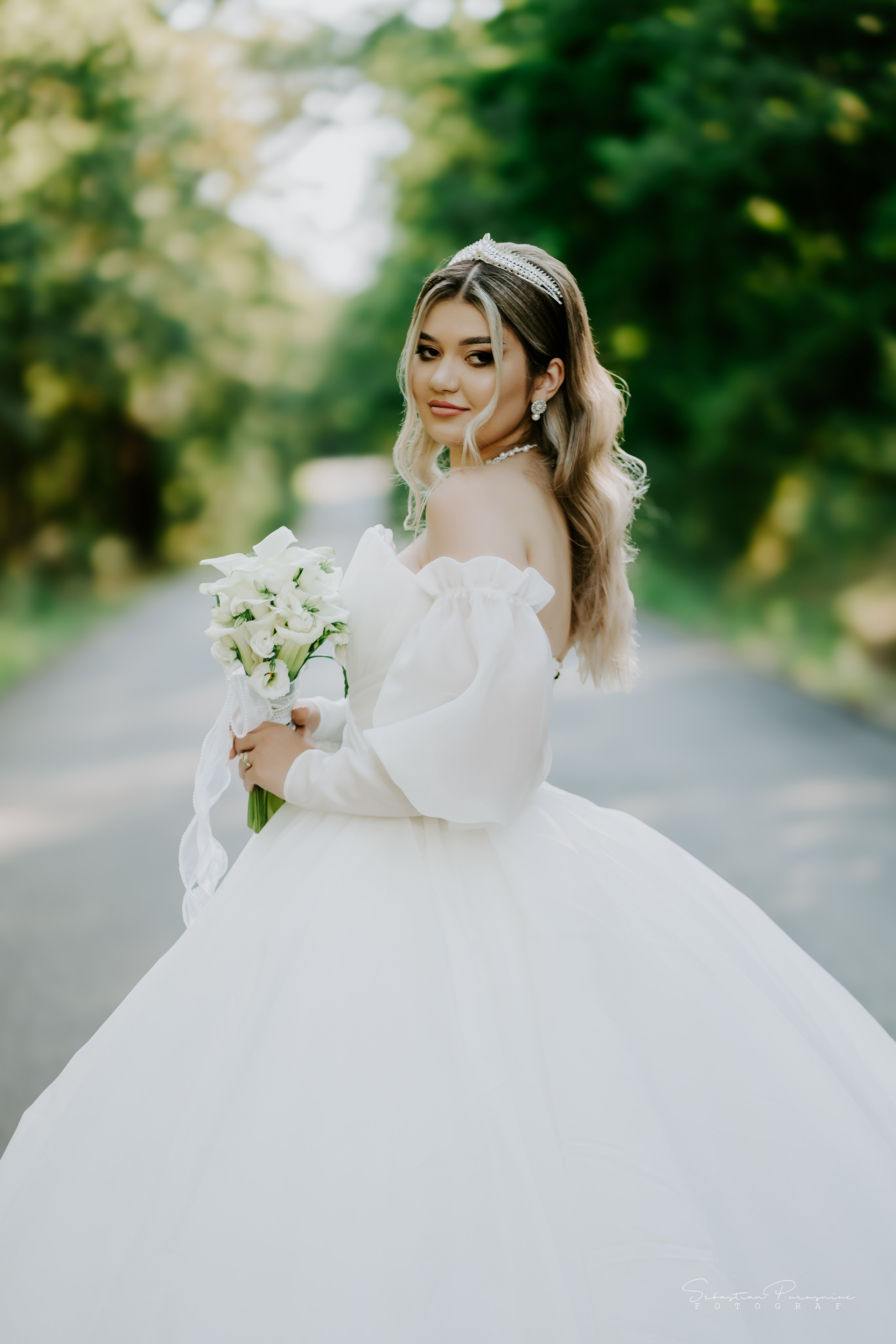 Bianca & Iulian. Sebastian Purusniuc Fotograf - Iasi