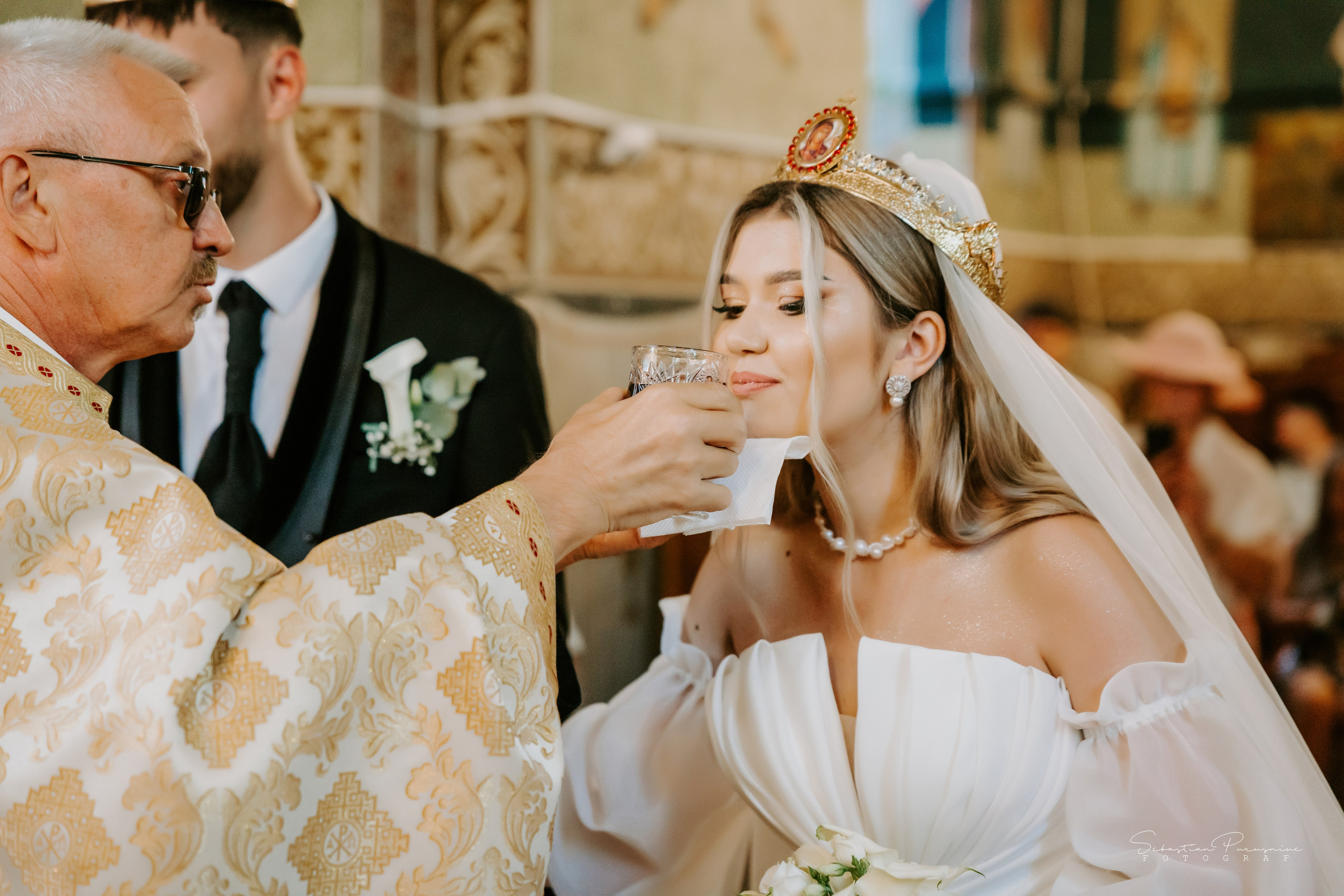 Bianca & Iulian. Sebastian Purusniuc Fotograf - Iasi