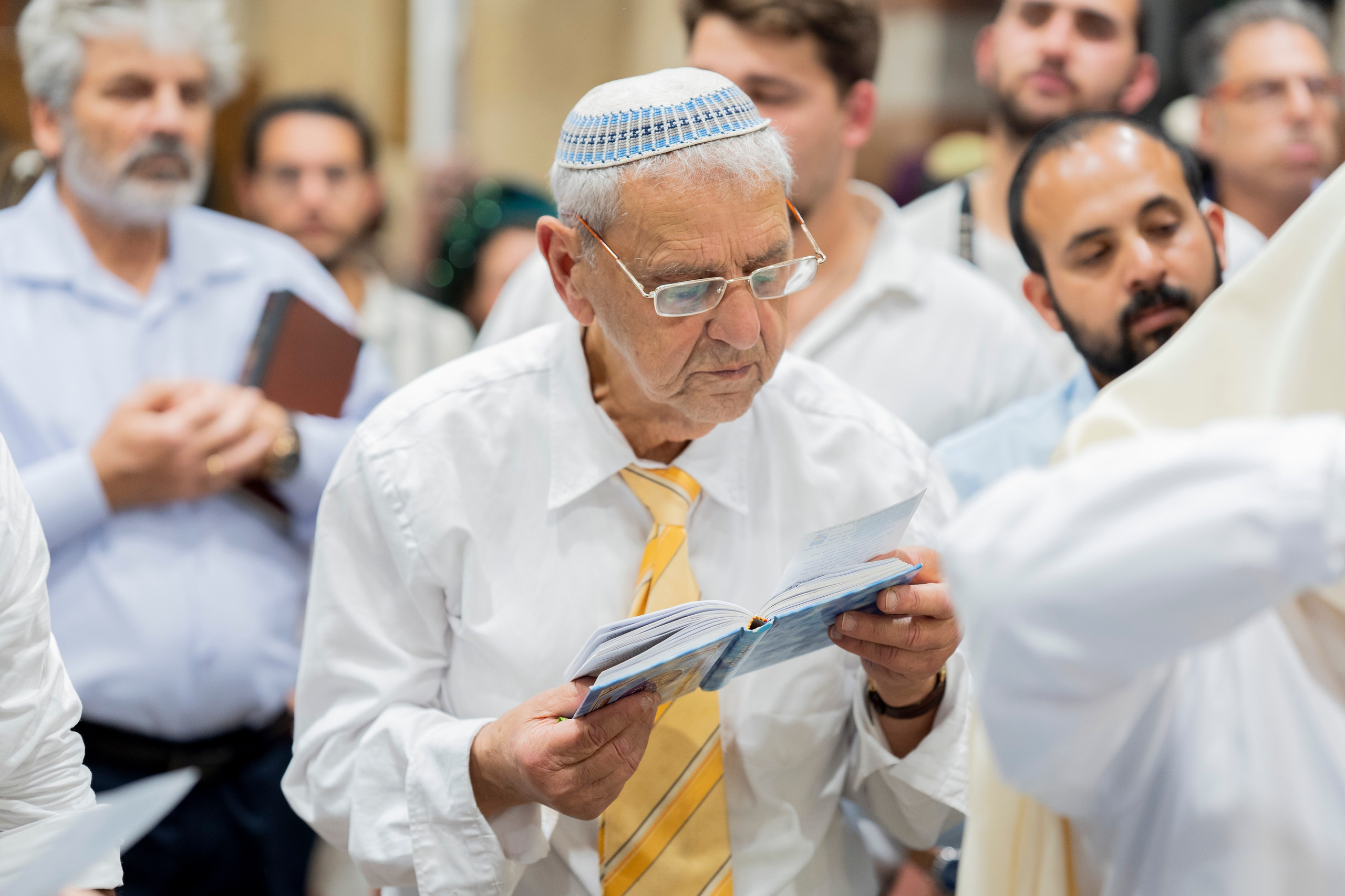 הברית של נחמן חזן. יוסף מזרחי צילום חתונה, ברית וזוגיות. צלם מקצועי שאוהב להוציא אתכם הכי יפים ברגעים הכי מרגשים