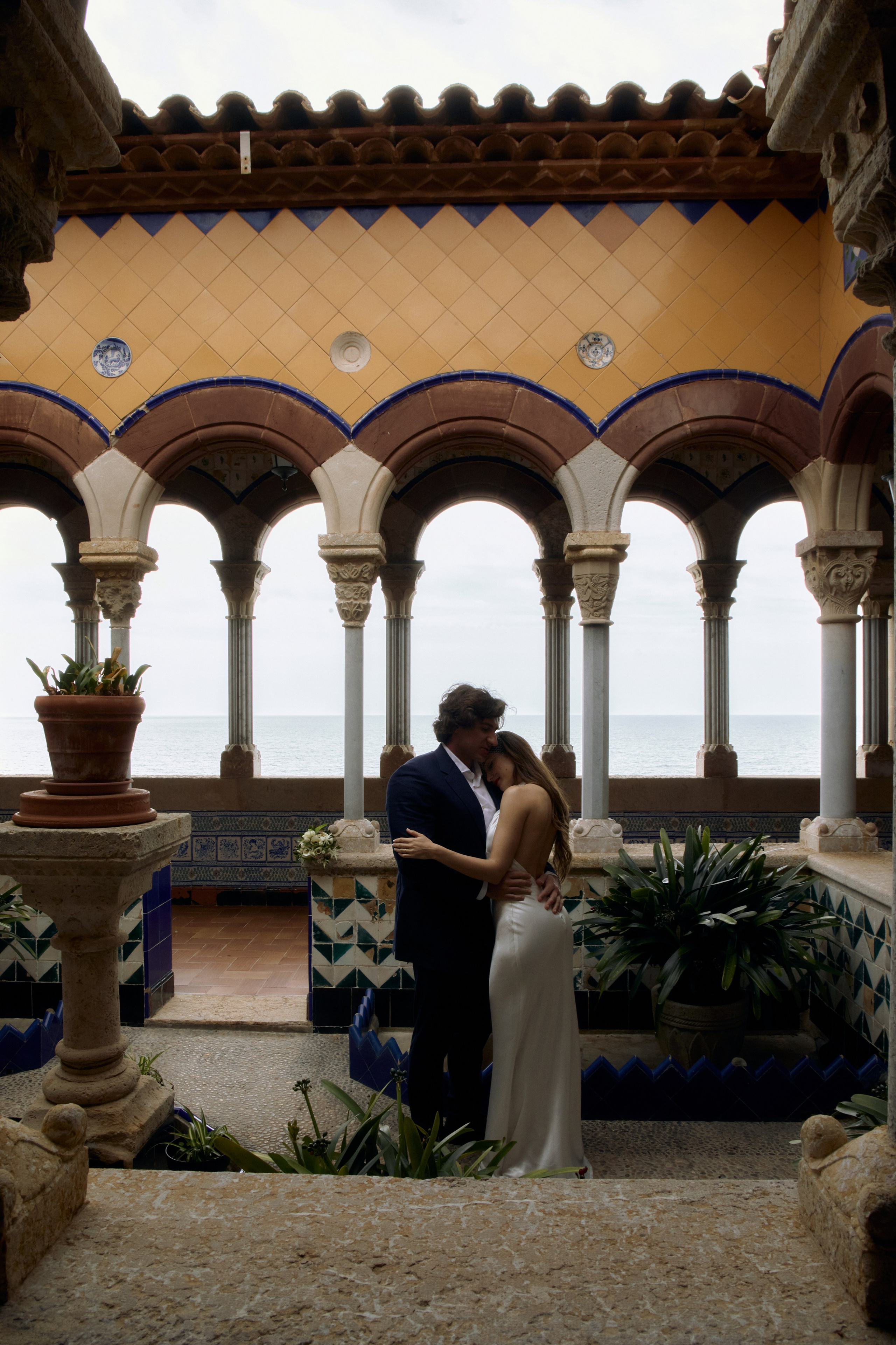 Wedding. Photographer in Paris