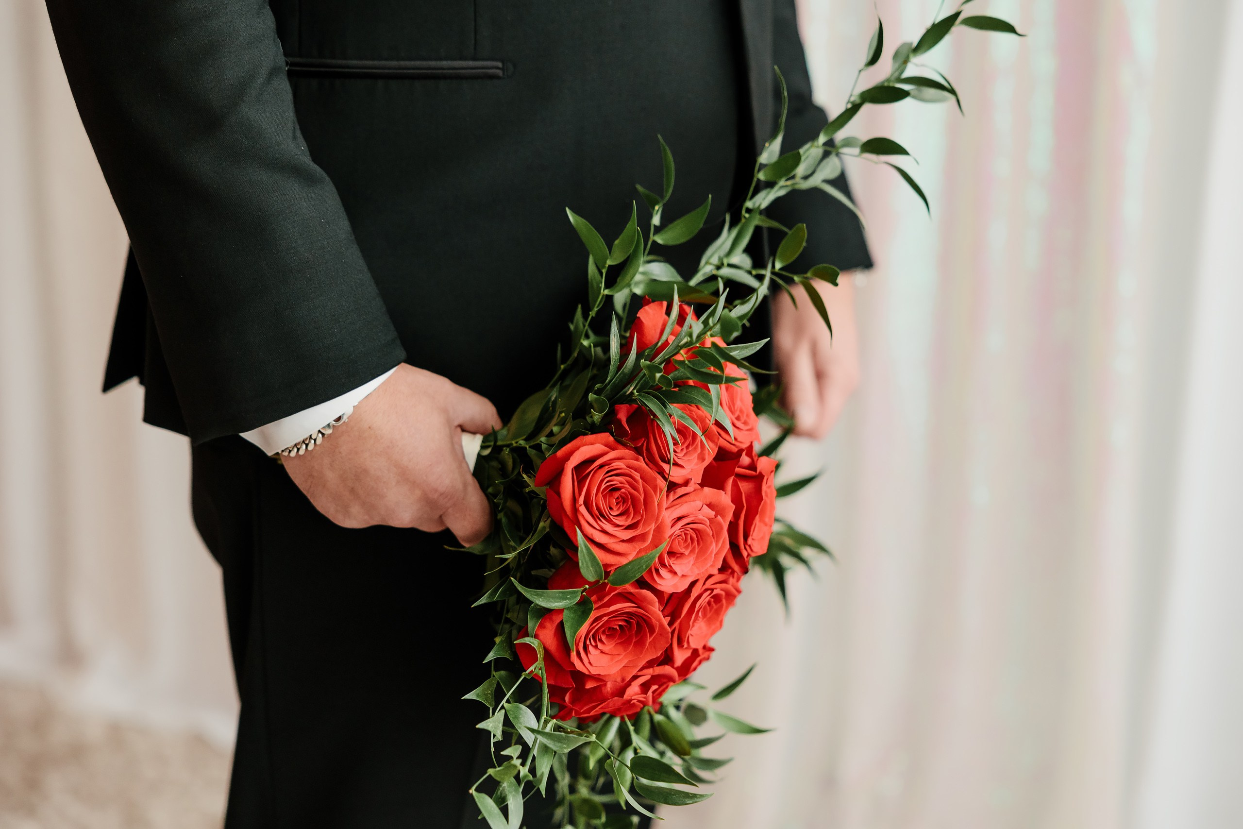 05.10.2024 Wedding. Wedding family event photographer in Chicago Nick Yushevich