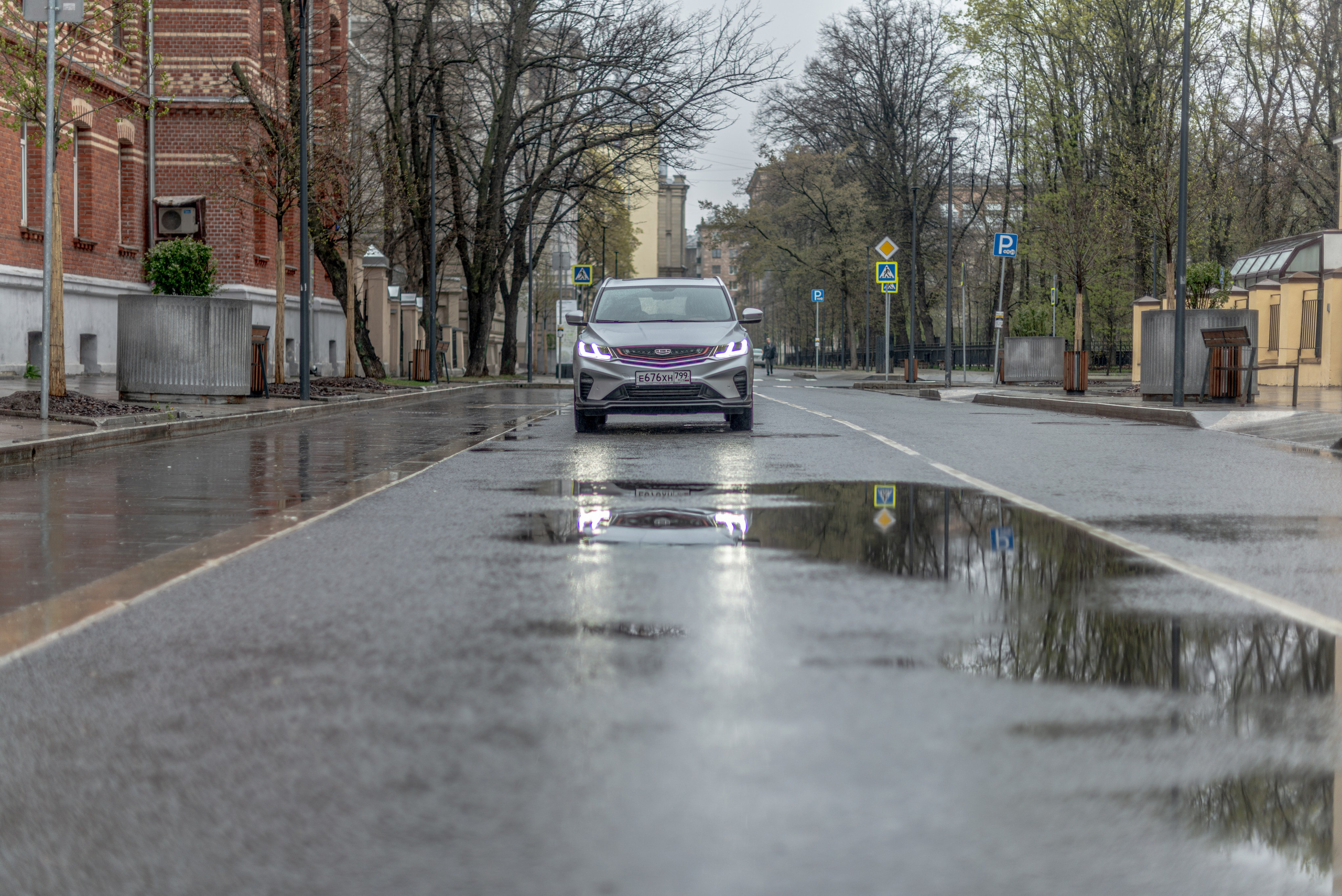 Фотосъемка автомобиля Geely Coolray. ФОТОГРАФ МЕКСИКА КИНТАНА-РОО
