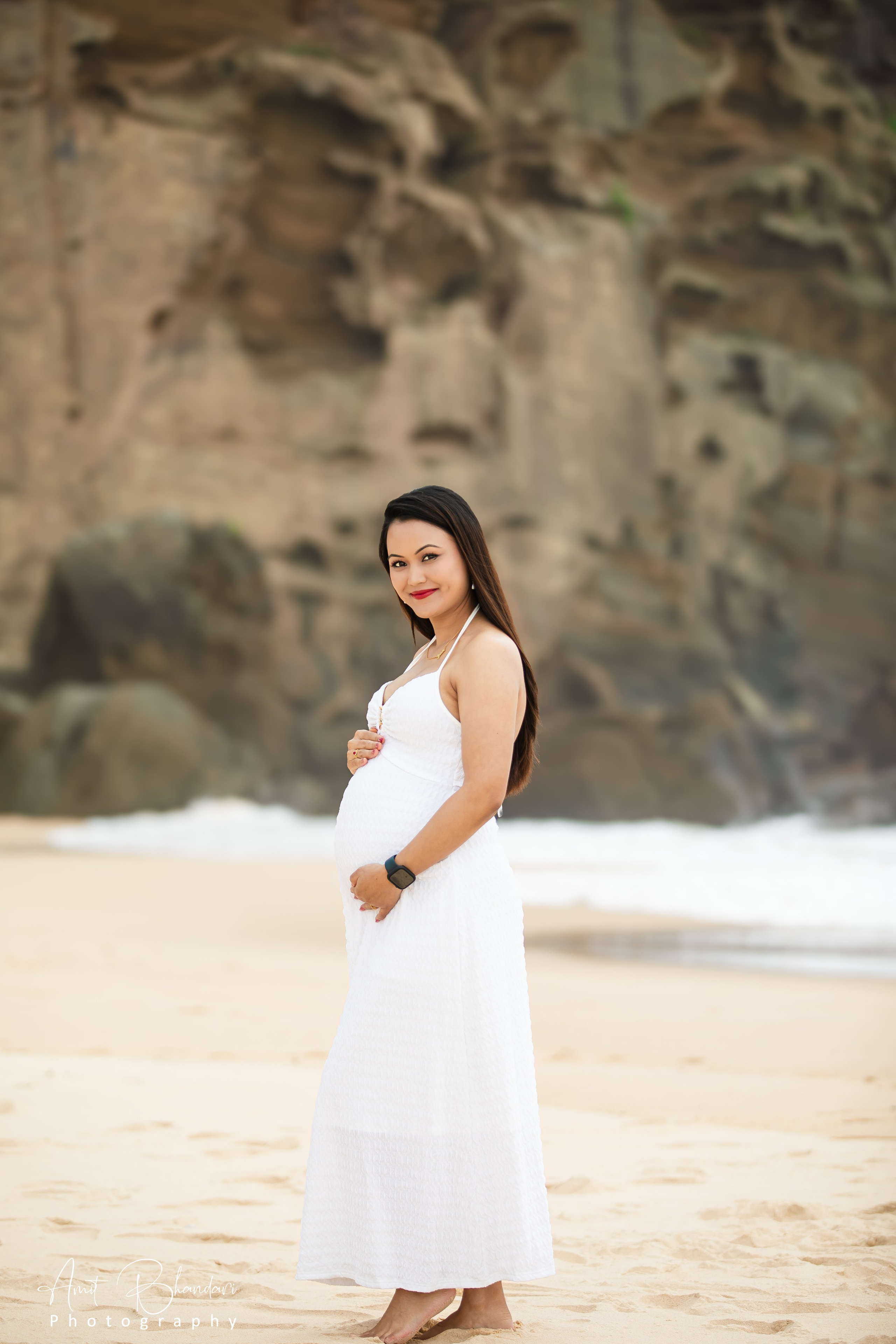 Outdoor Maternity Photoshoot. Freelance Photographer in Newcastle & Central Coast