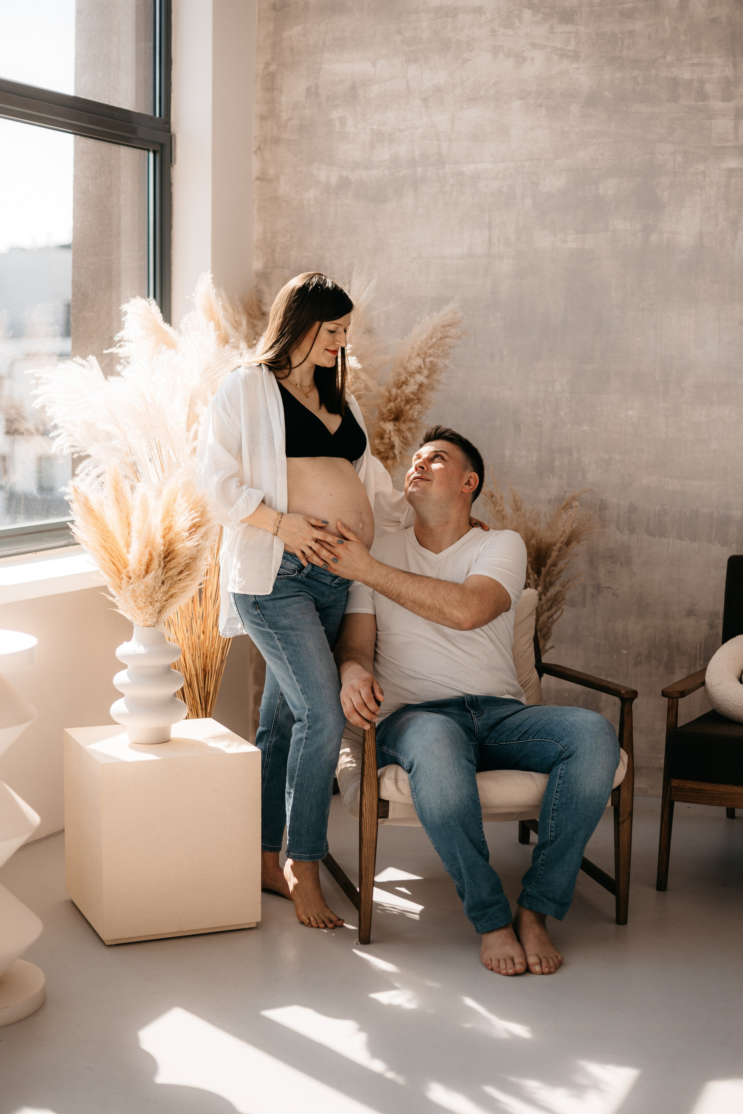 Pełna emocji fotografia sesja ciążowa lifestyle | Natalia Malinowska Fotografia | Augustów Warszawa. Natalia Malinowska Fotografia | Fotograf ślubny i rodzinny Augustów Warszawa