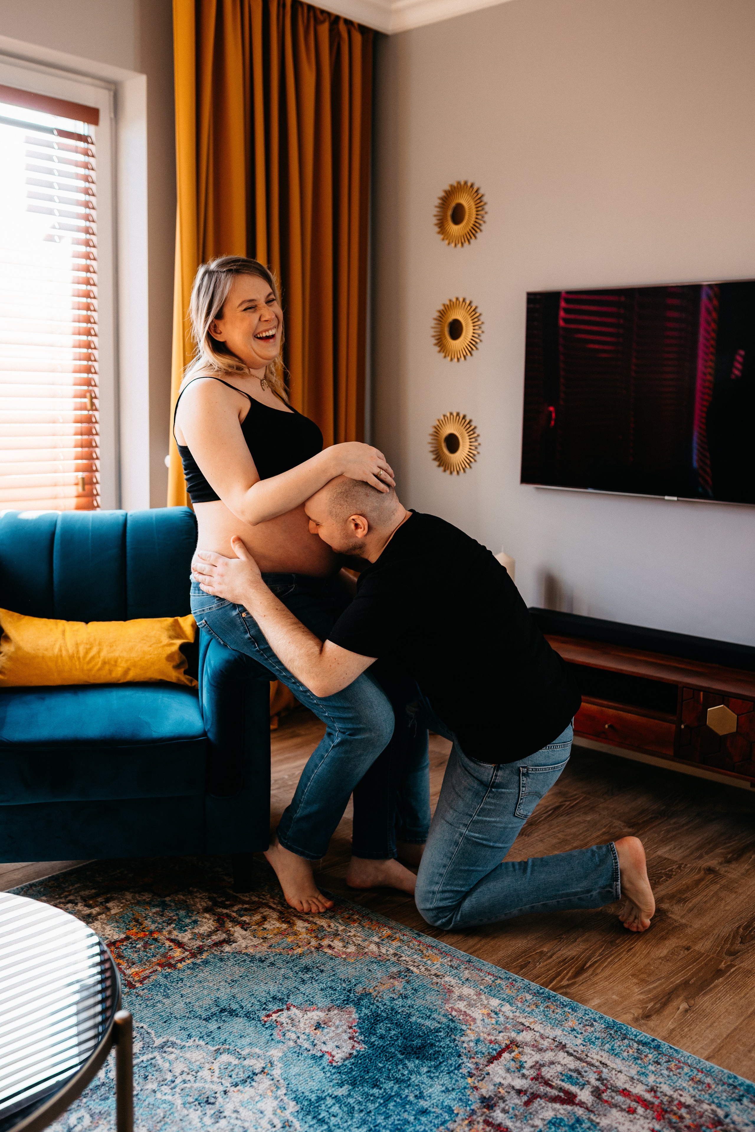 Pełna emocji fotografia sesja ciążowa lifestyle | Natalia Malinowska Fotografia | Augustów Warszawa. Natalia Malinowska Fotografia | Fotograf ślubny i rodzinny Augustów Warszawa