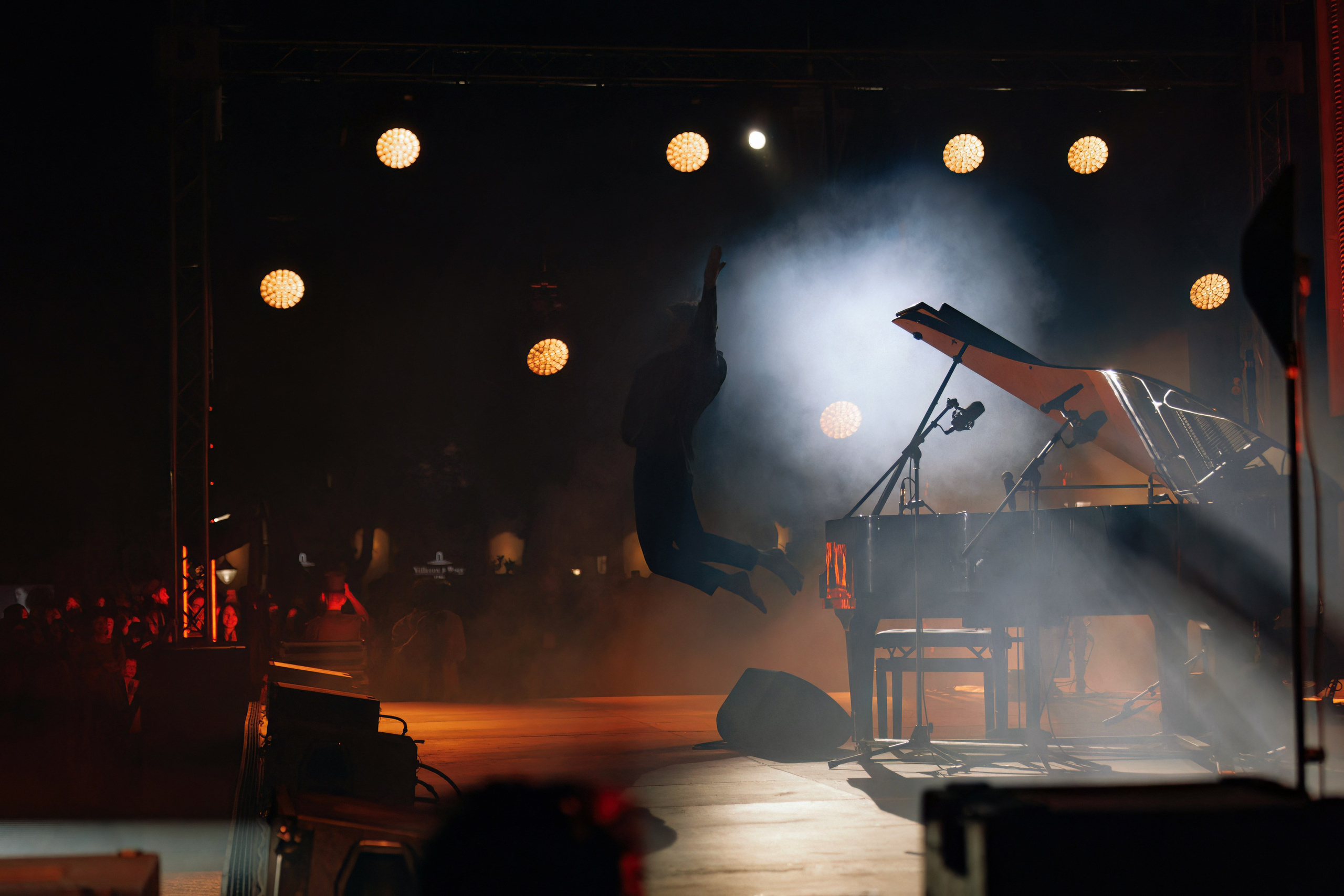 Stephen Ridley в Ташкенте. Photographer Yura Artykov, Tashkent