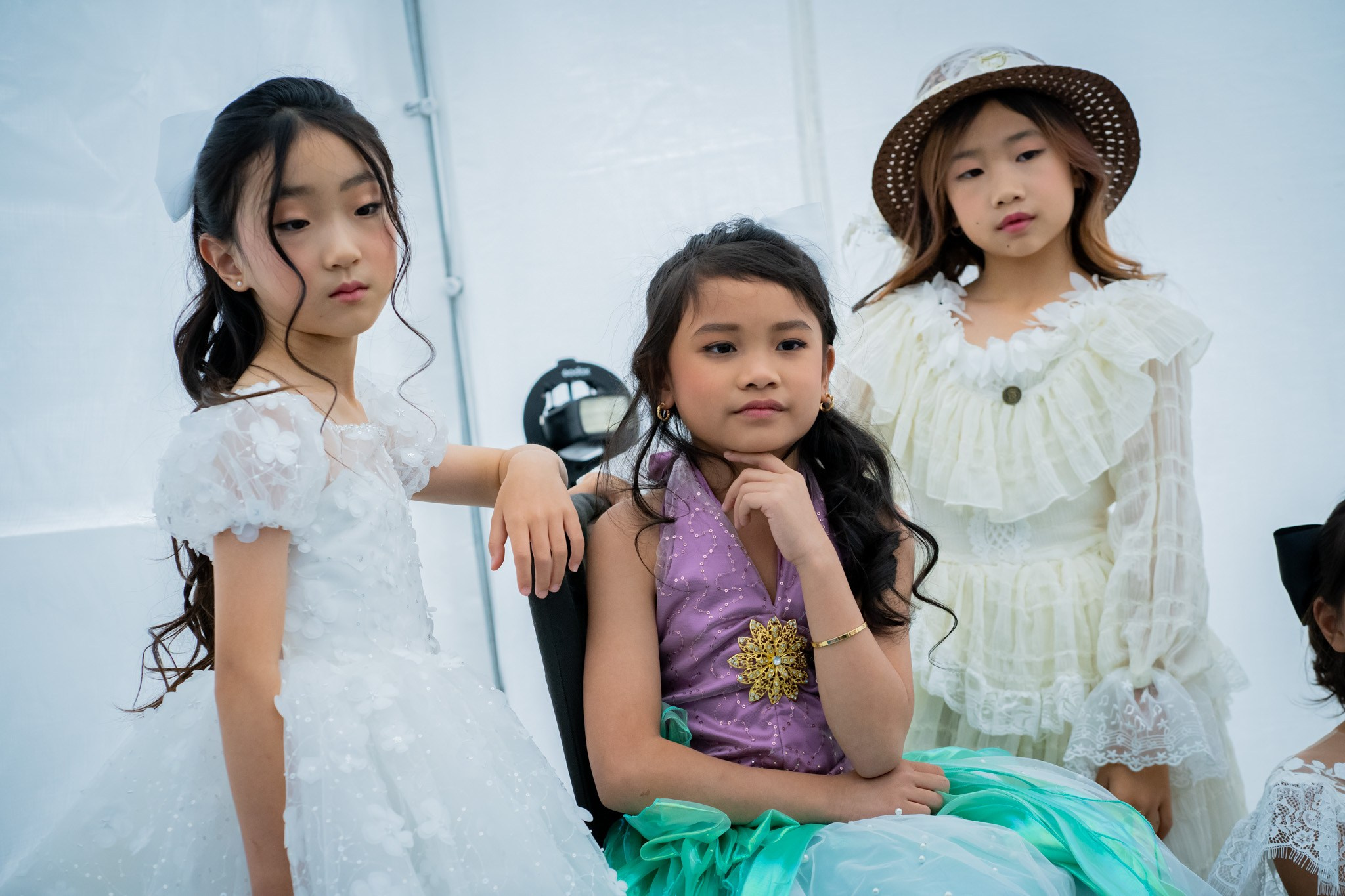 The blooms BTS. Vancouver Kids Photographer