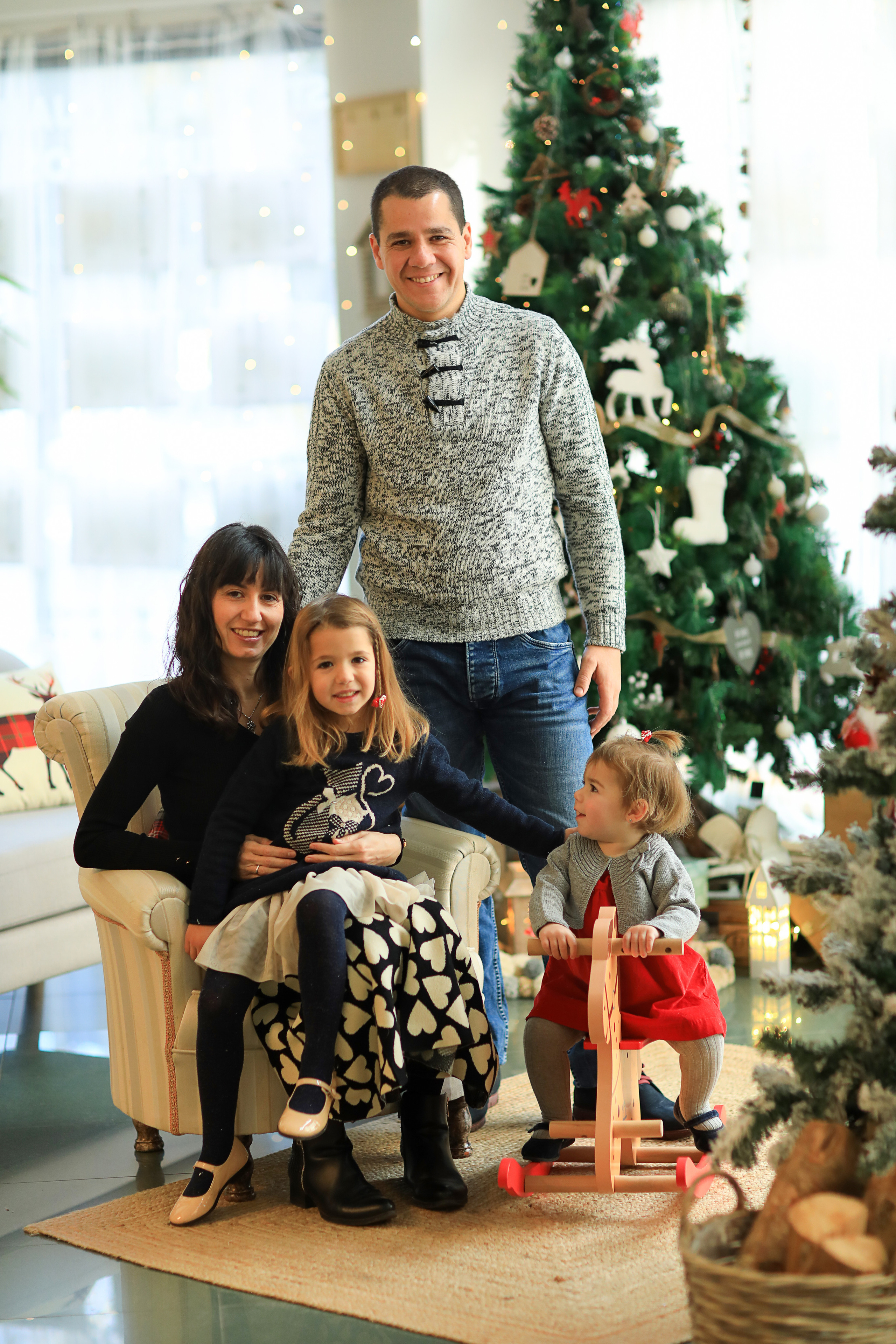 Celia. Fotografía de Eventos, Embarazo y Familiar en Pirineos