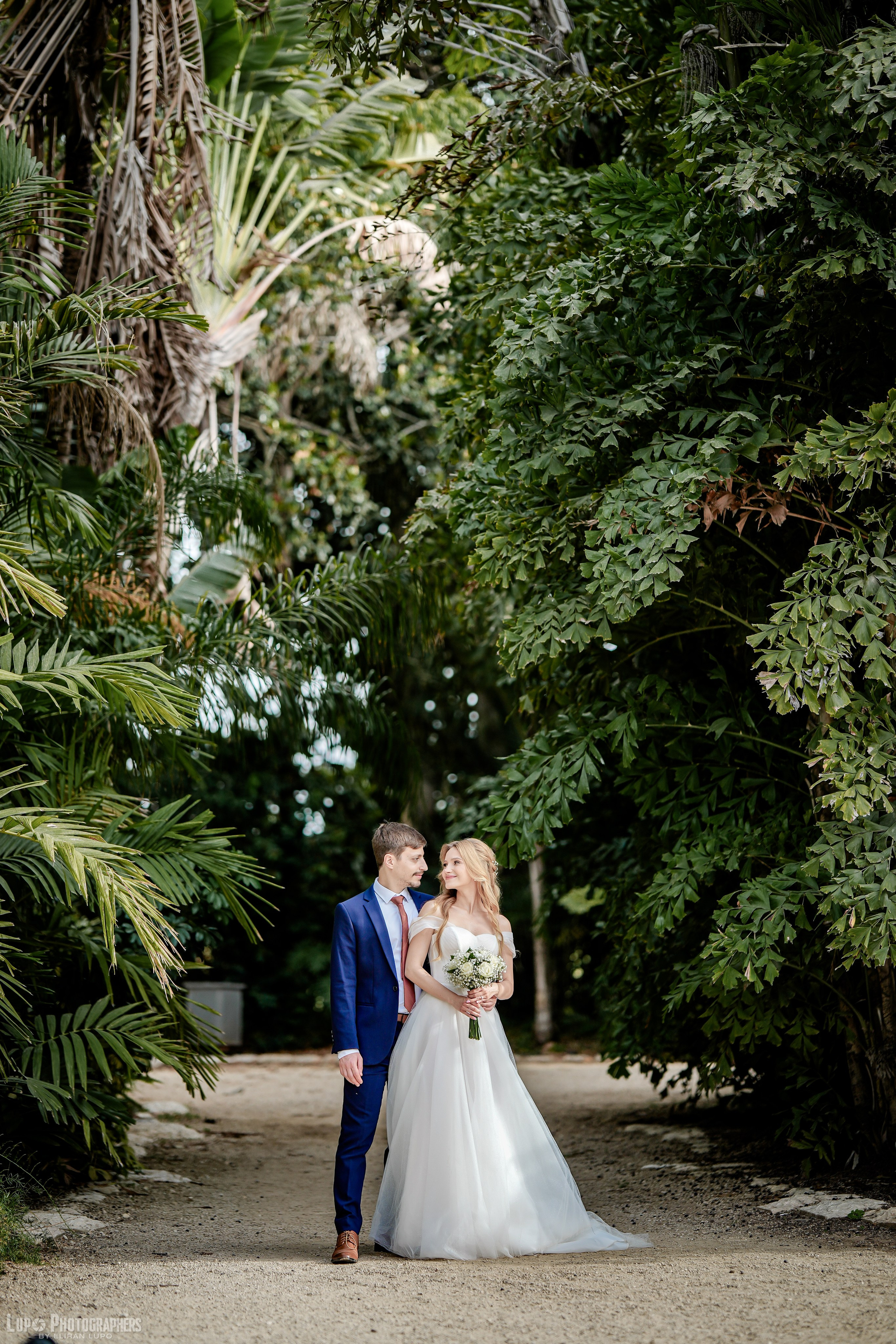 Jenny & Ofir. לופו צלמים — צילום חתונות ואירועים