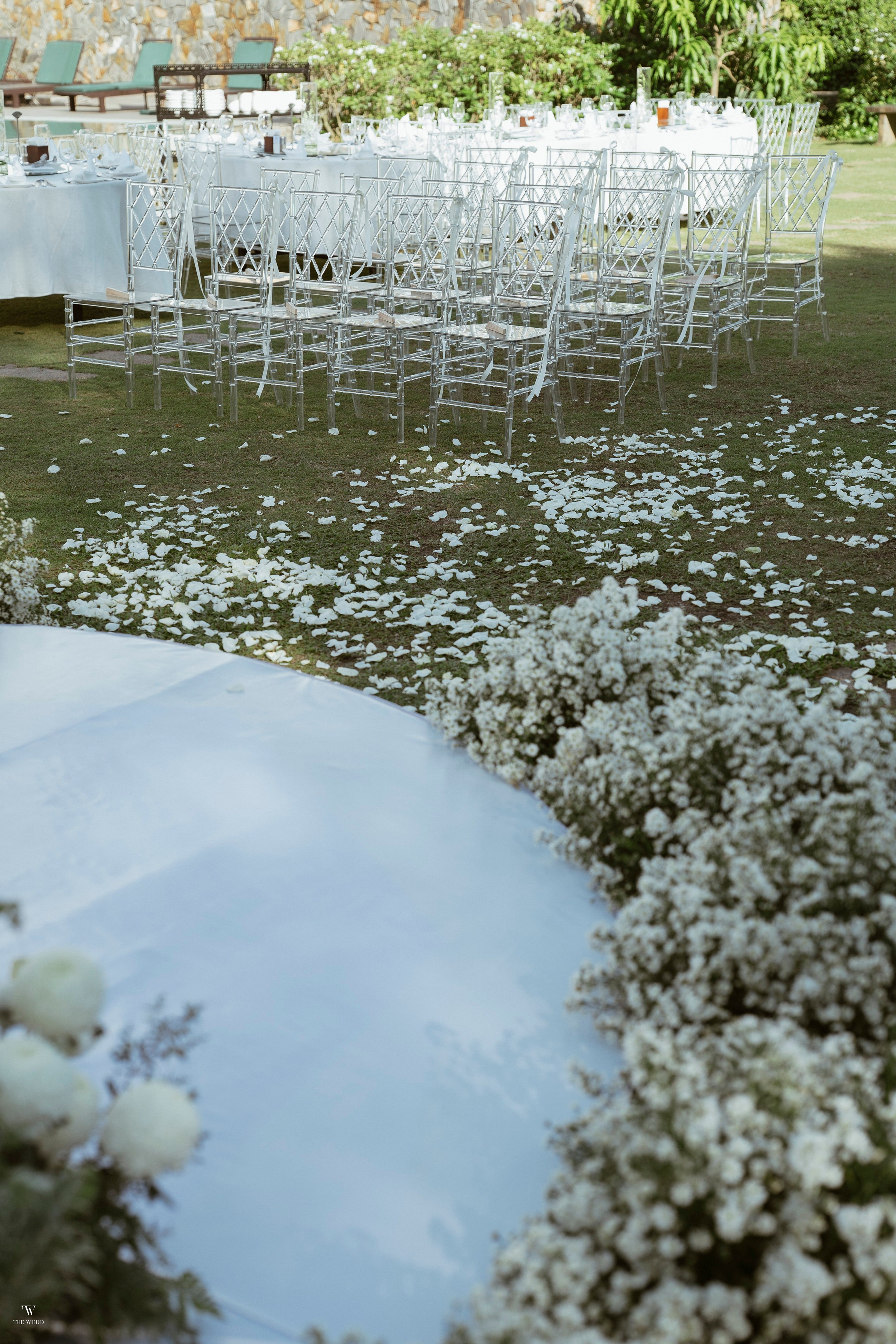 ALEX & NICOLE. WEDDING PHOTOGRAPHER IN VIETNAM