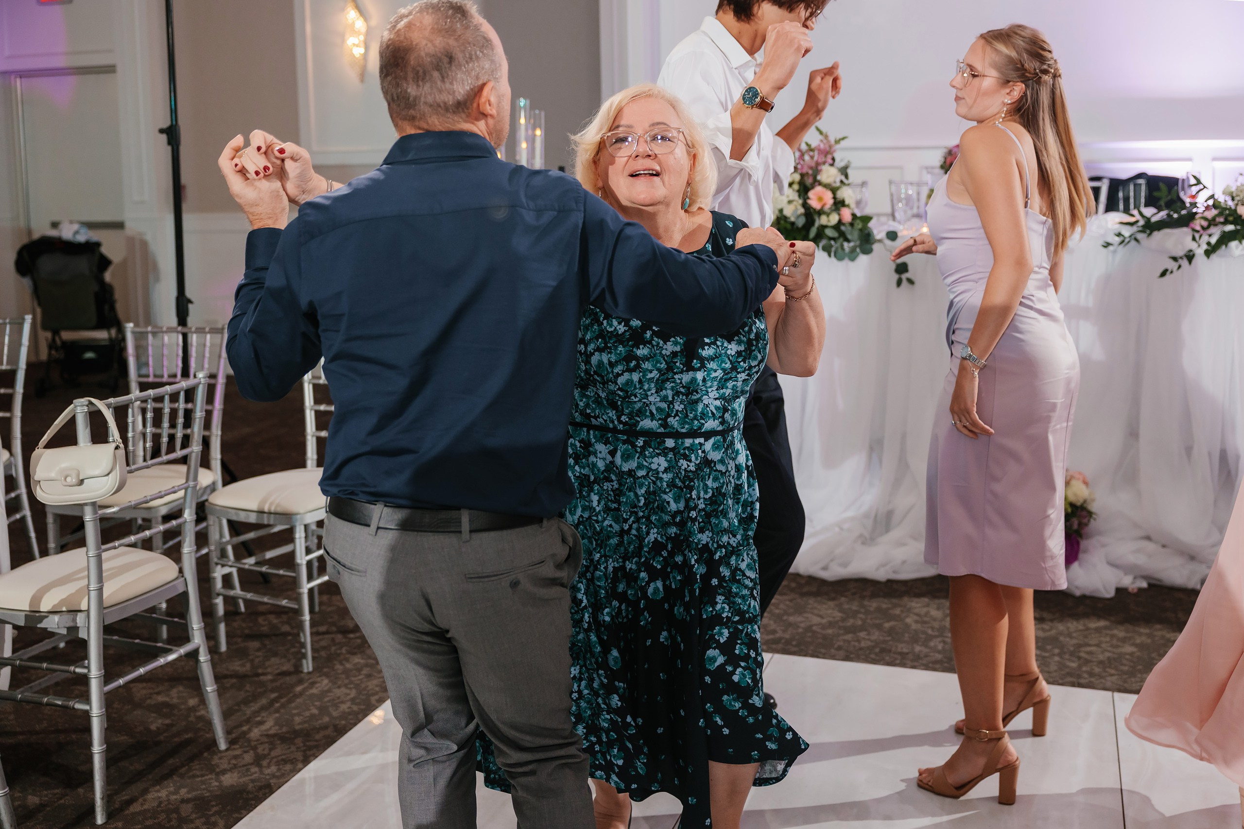 31.08.2024 Wedding. Wedding family event photographer in Chicago Nick Yushevich