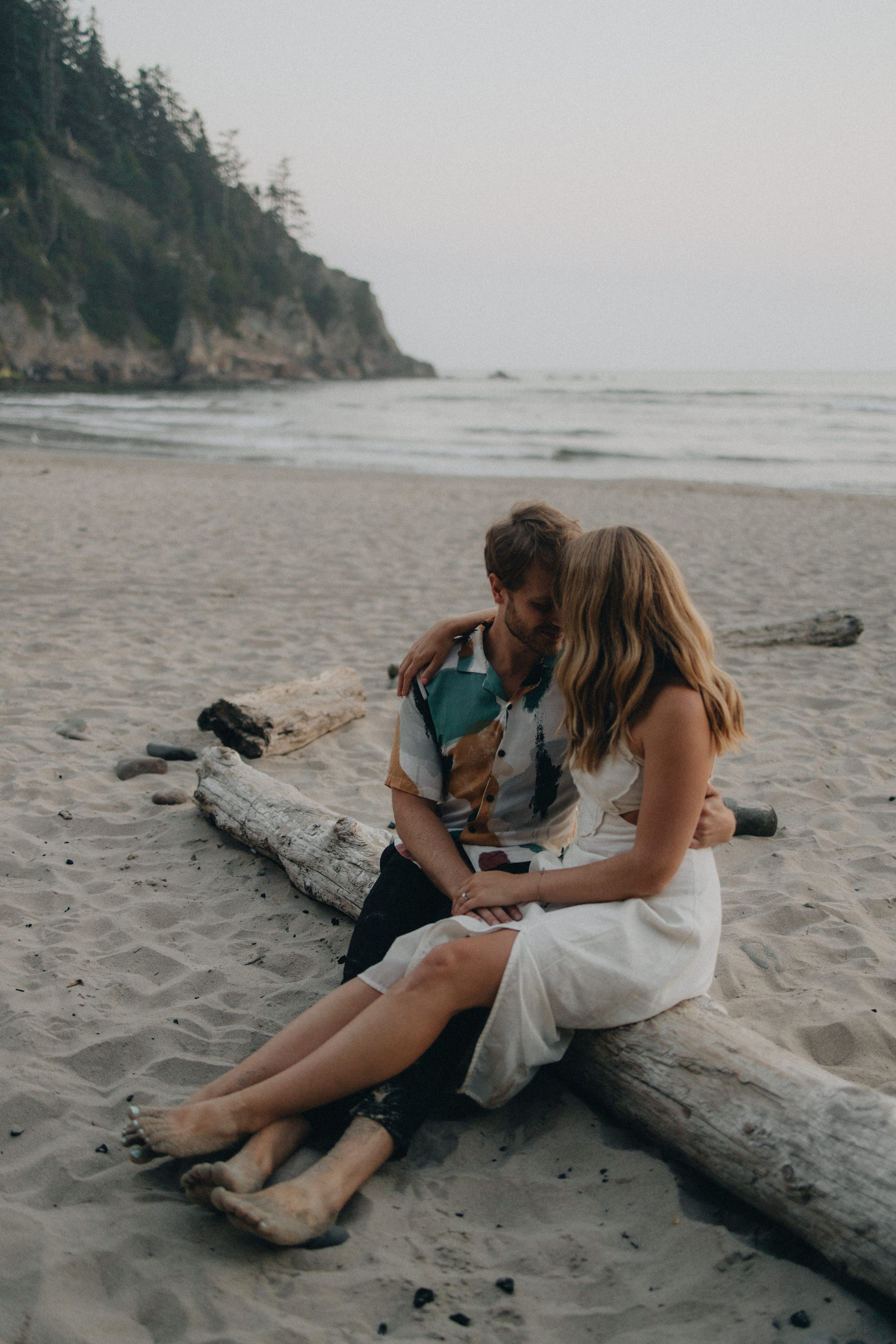 Engagement Photography at Cannon Beach | Jessie & Isaac's Session by Georgy Shishkin | Capturing Moments in Portland, Seattle, Bend & Oregon. Capturing Love in the Heart of the Pacific Northwes