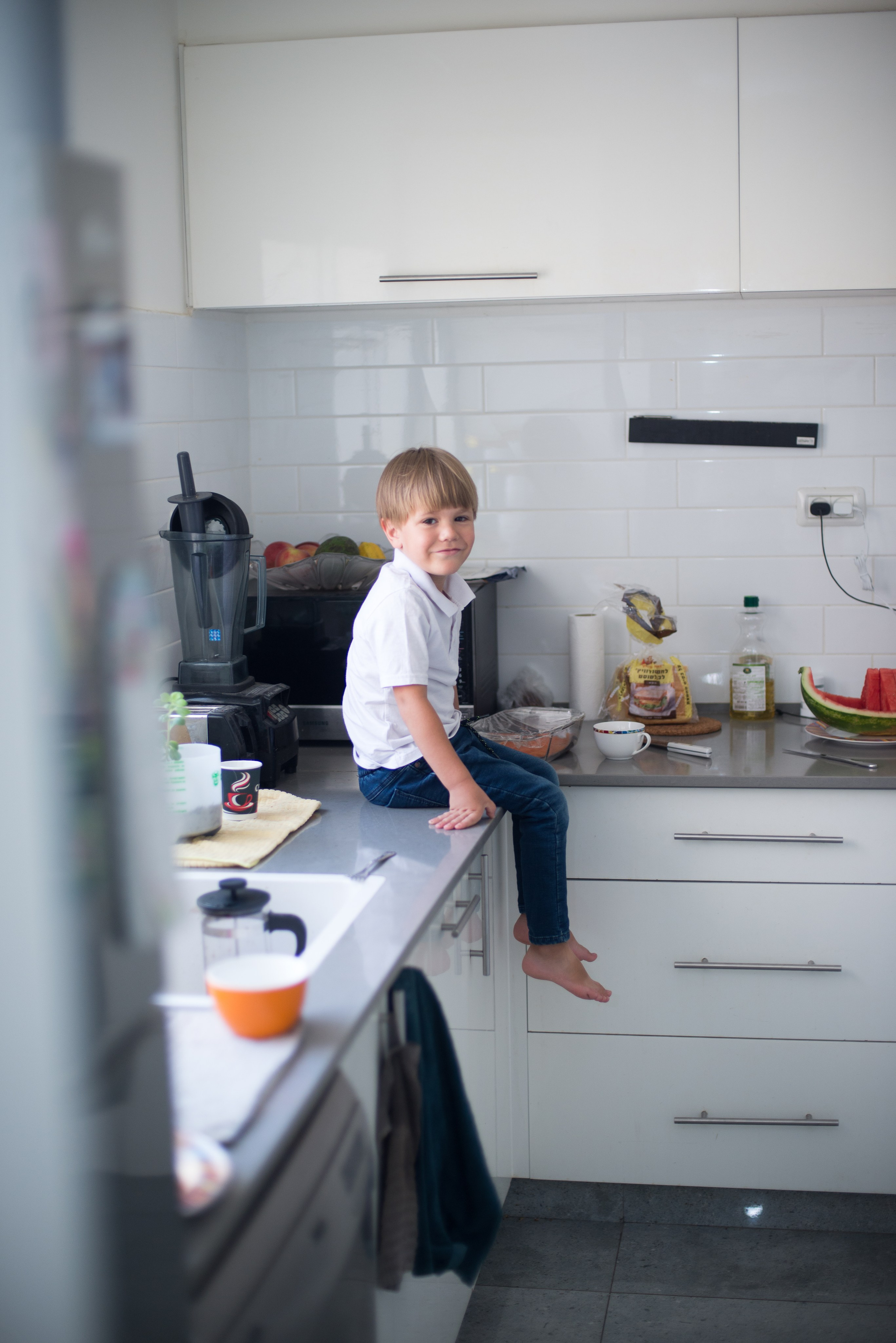 Катя, Андрей Мирон и Лео. Визуальный брендинг