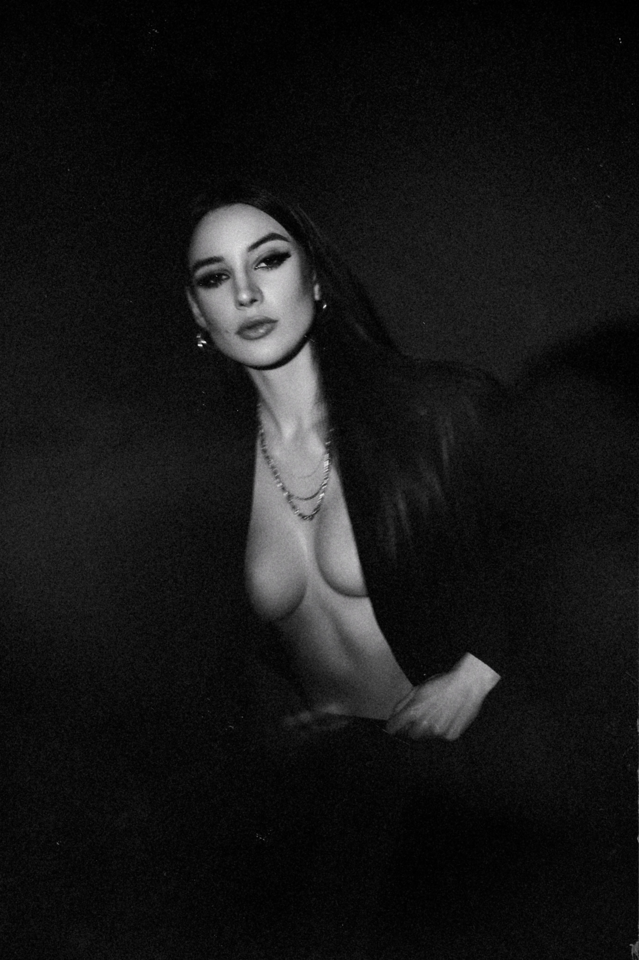 Svi moji studijski portreti na jednom mestu. Mark Smilyanic | Portretni boudoir fotograf iz Beograda