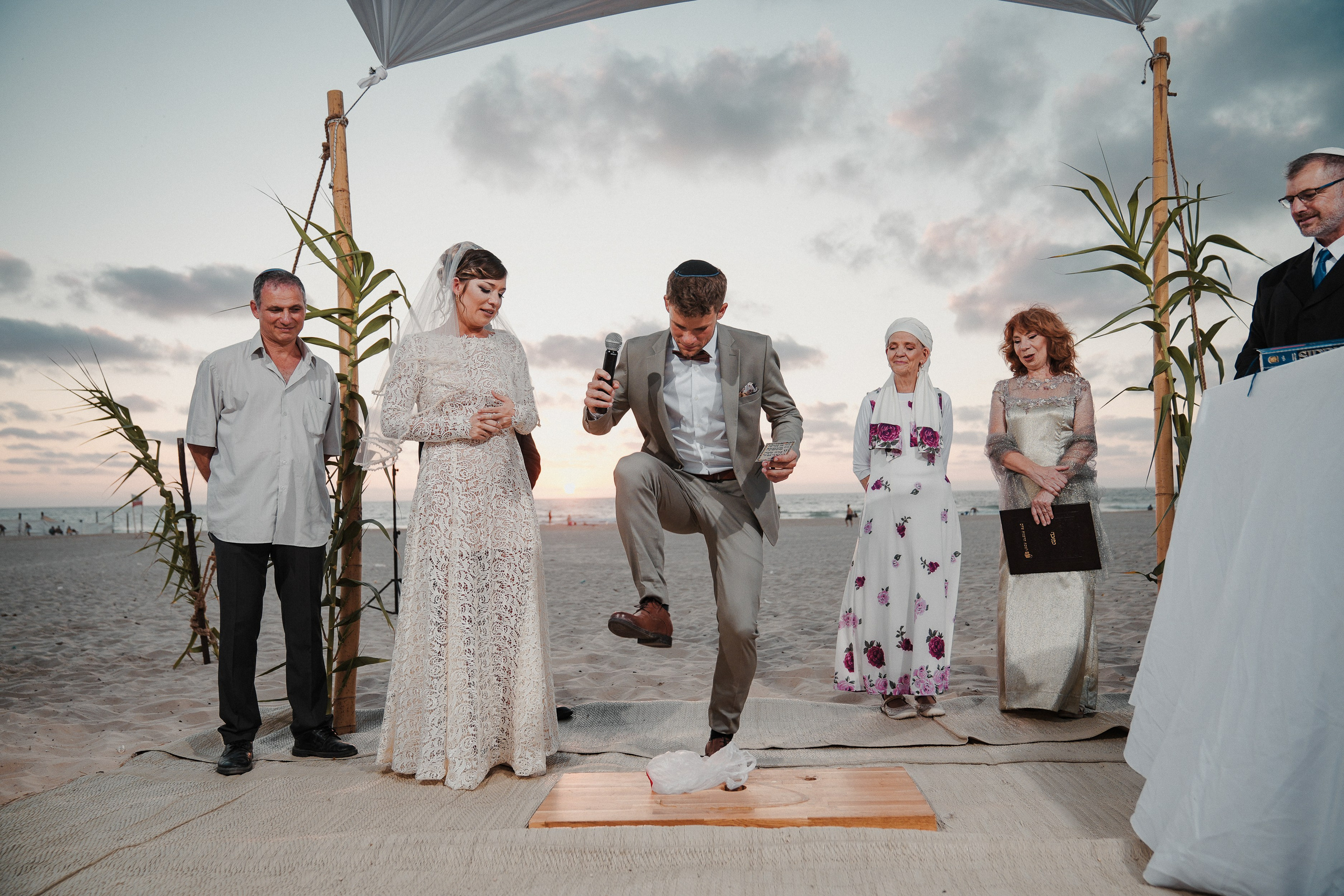 Veronika and Shmuel. Dmitry Gorodetsky Event Photographer