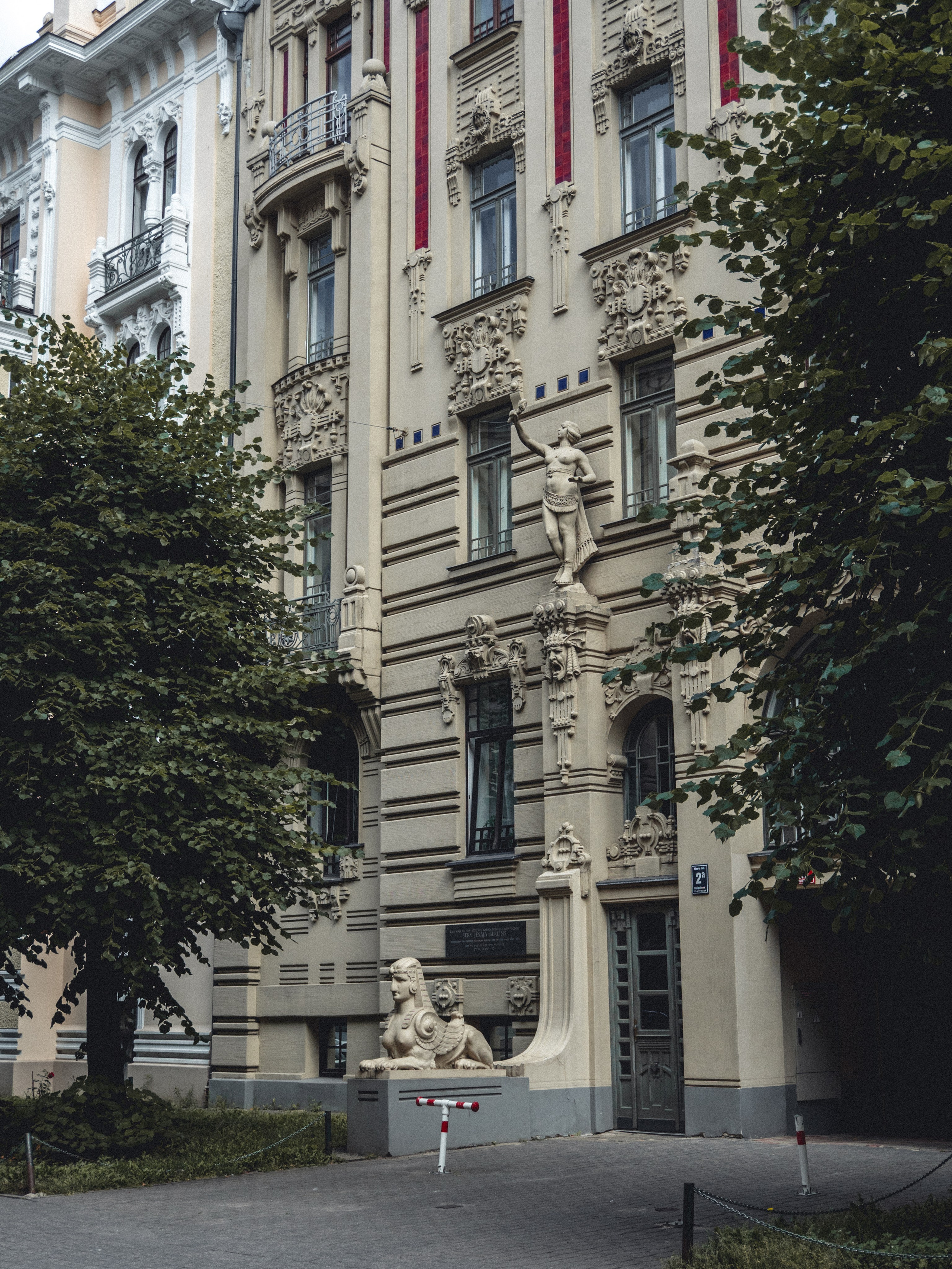 Voyage à Riga. Photographe sur Cote d’Azur. Portraits de familles, couples, enfants, événements