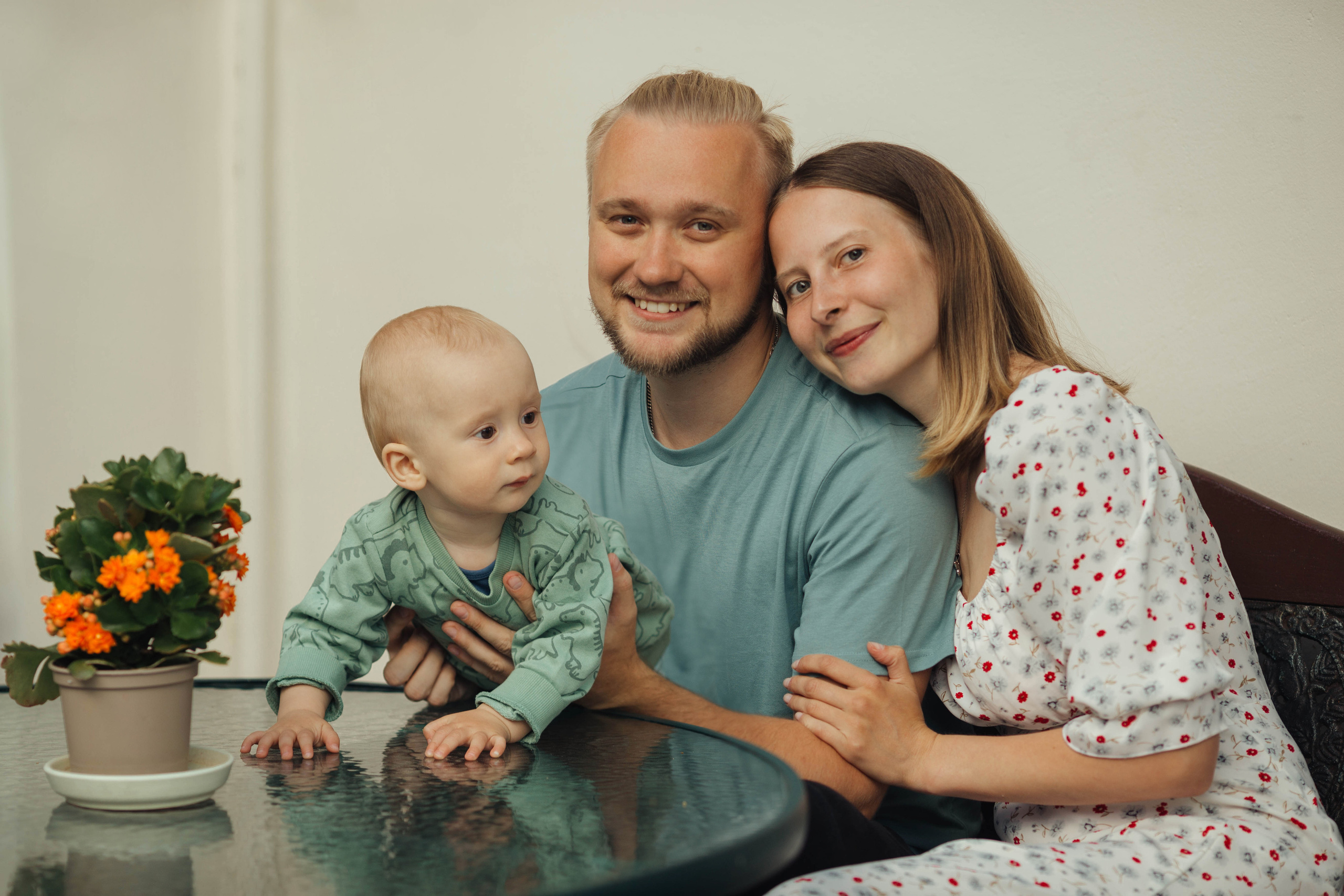 Alena, Oleg and Yaroslav. Family photographer in Vilnuis Svetlana Naumova